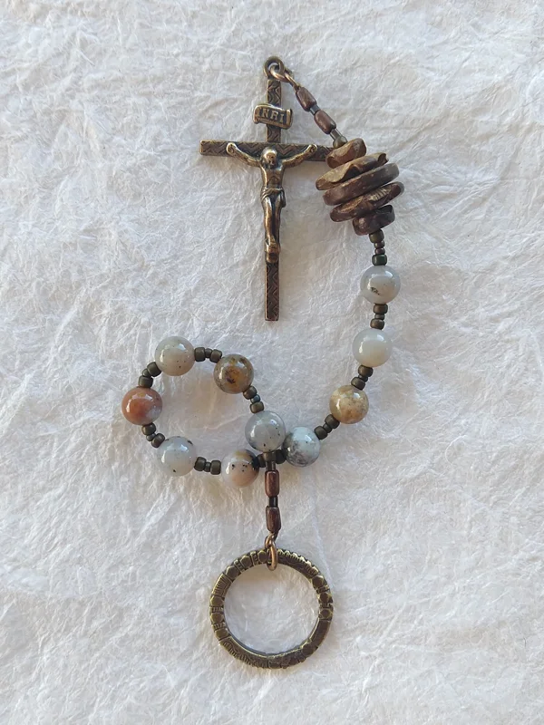 Snow Clouds, chaplet handmade of natural agate, by Still Stone and Moss Prayer Bead Art. Full view.