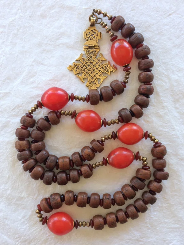 Compassion, bodhi seed and antique Masai glass handmade rosary, variation 3, Still Stone and Moss Prayer Bead Art, full view