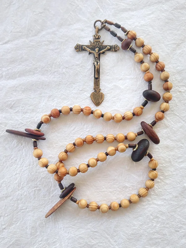 Mixed Woods rosary, variation 4, Latin American crucifix, handmade by Still Stone and Moss Prayer Bead Art, full view.