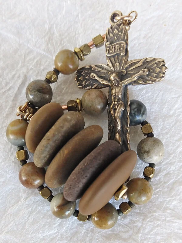 "Five Smooth Stones" - chaplet handmade of natural stone and jasper, mixed stones variation, by Still Stone and Moss Prayer Bead Art, detail view