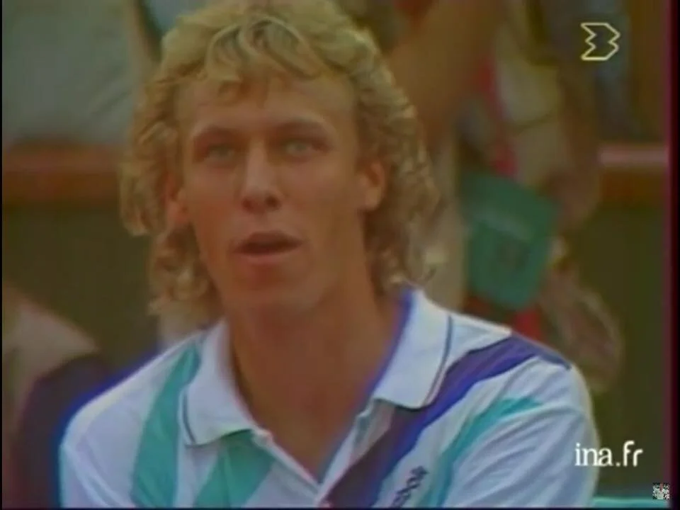 Intervju med Jonas Svensson, före detta världstia och idag tennistränare i Schweiz