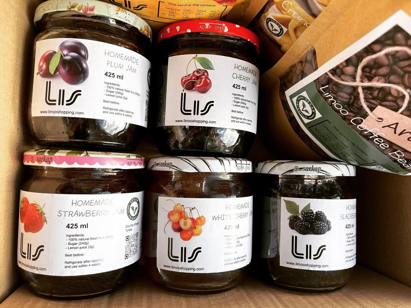 👉Our Homemade Fruit Jam Selections 👌 

@limooshopping 

#fruitjam #strawberryjam #homemadejam #organicfruit #coffeebeans #giftboxes #yummyfood #limooshopping😉🍓😋🌱 #vegan #wesellnaturalproducts #directfromgrowers #letusknow #plantbased #100%natur