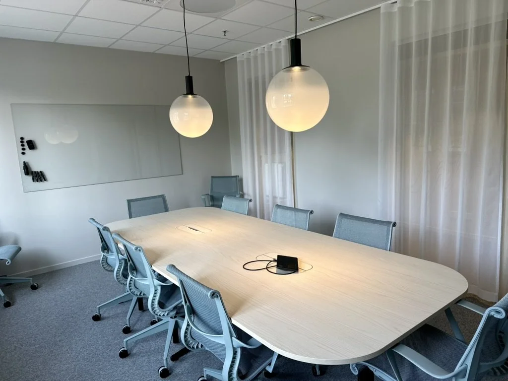 Mötesrum ettan 2.jpeg