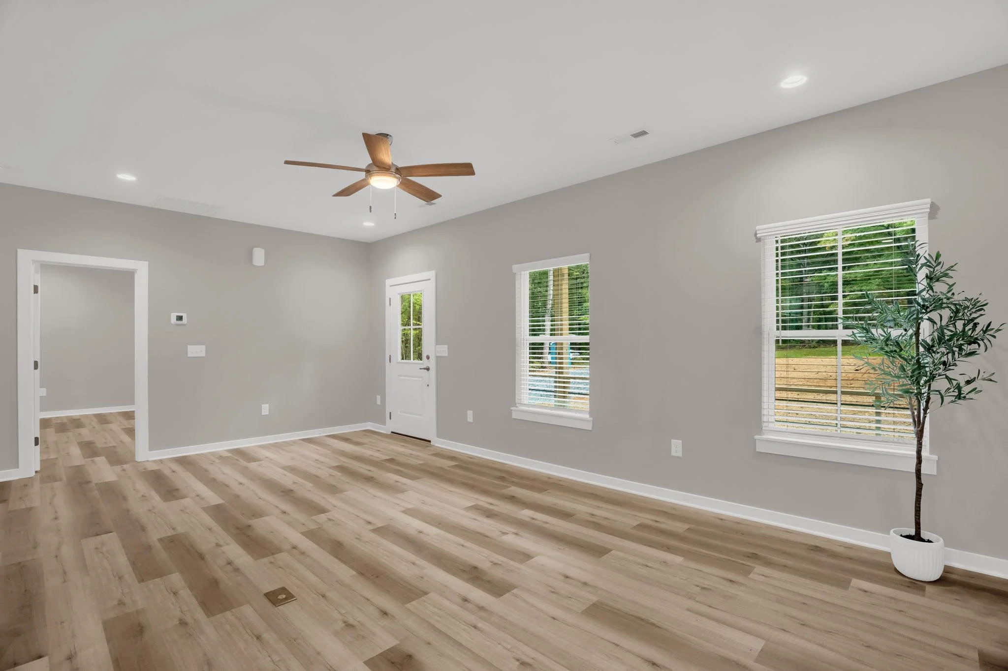 8-web-or-mls-778 Atwater Rd-8.jpg