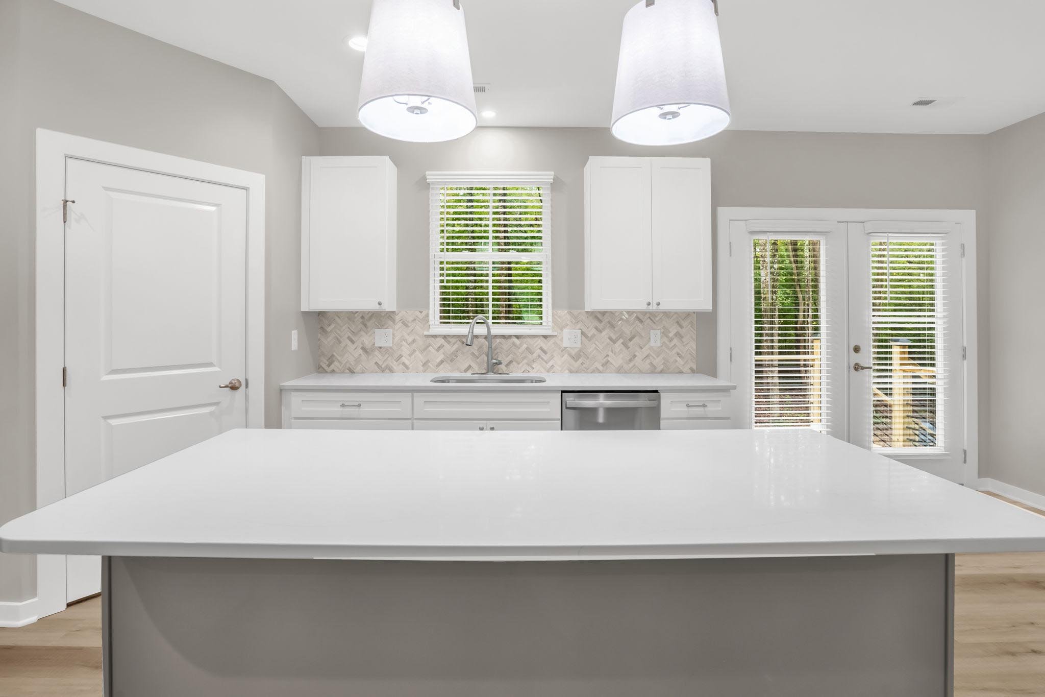 13-web-or-mls-778 Atwater Rd-13.jpg
