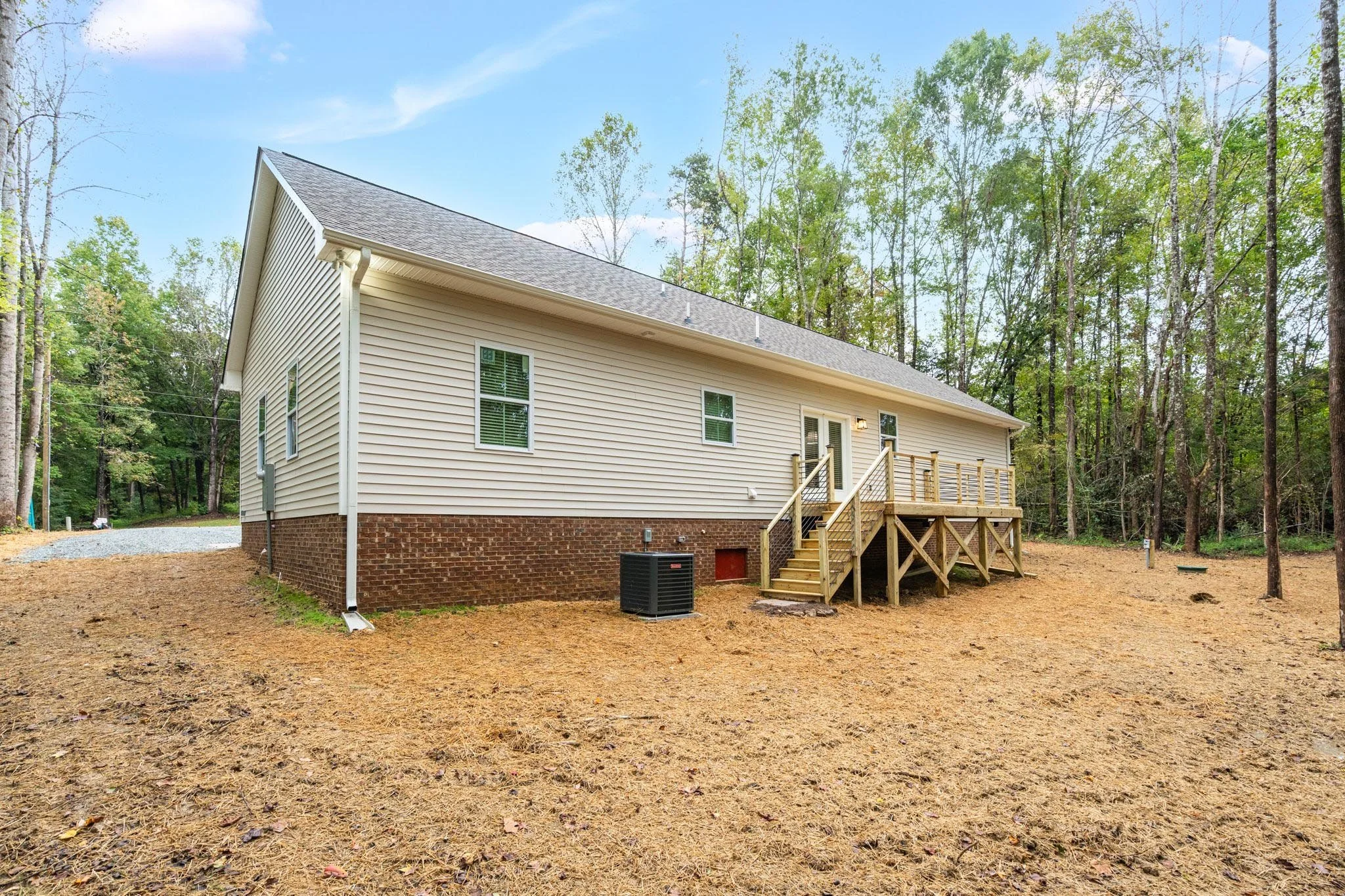 29-web-or-mls-778 Atwater Rd-29.jpg