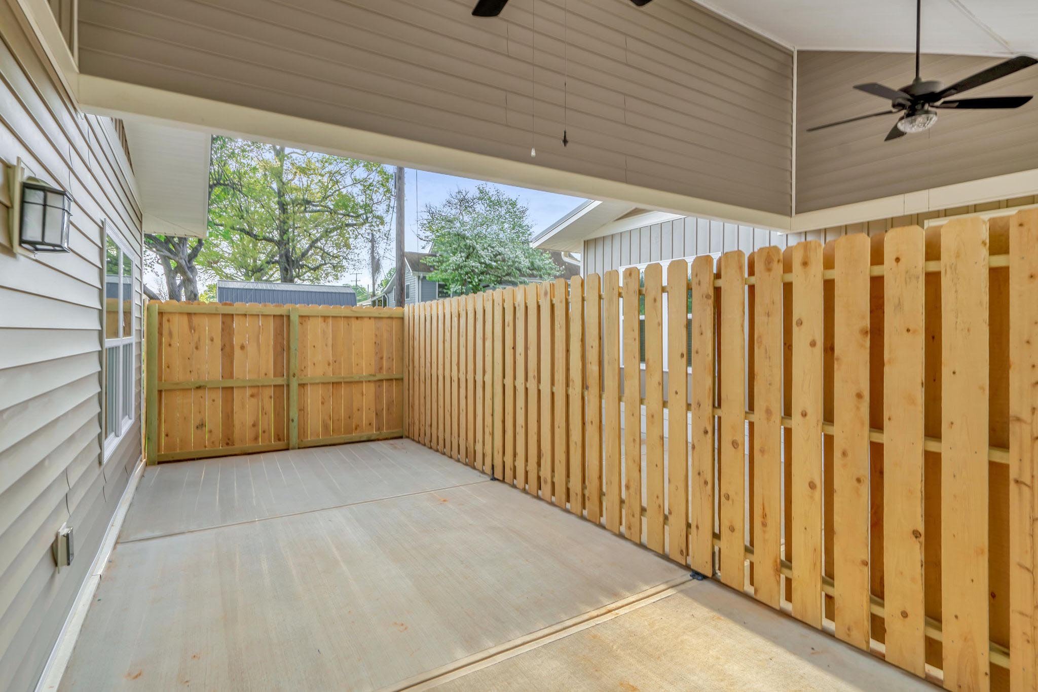 23-web-or-mls-606 North St-23.jpg