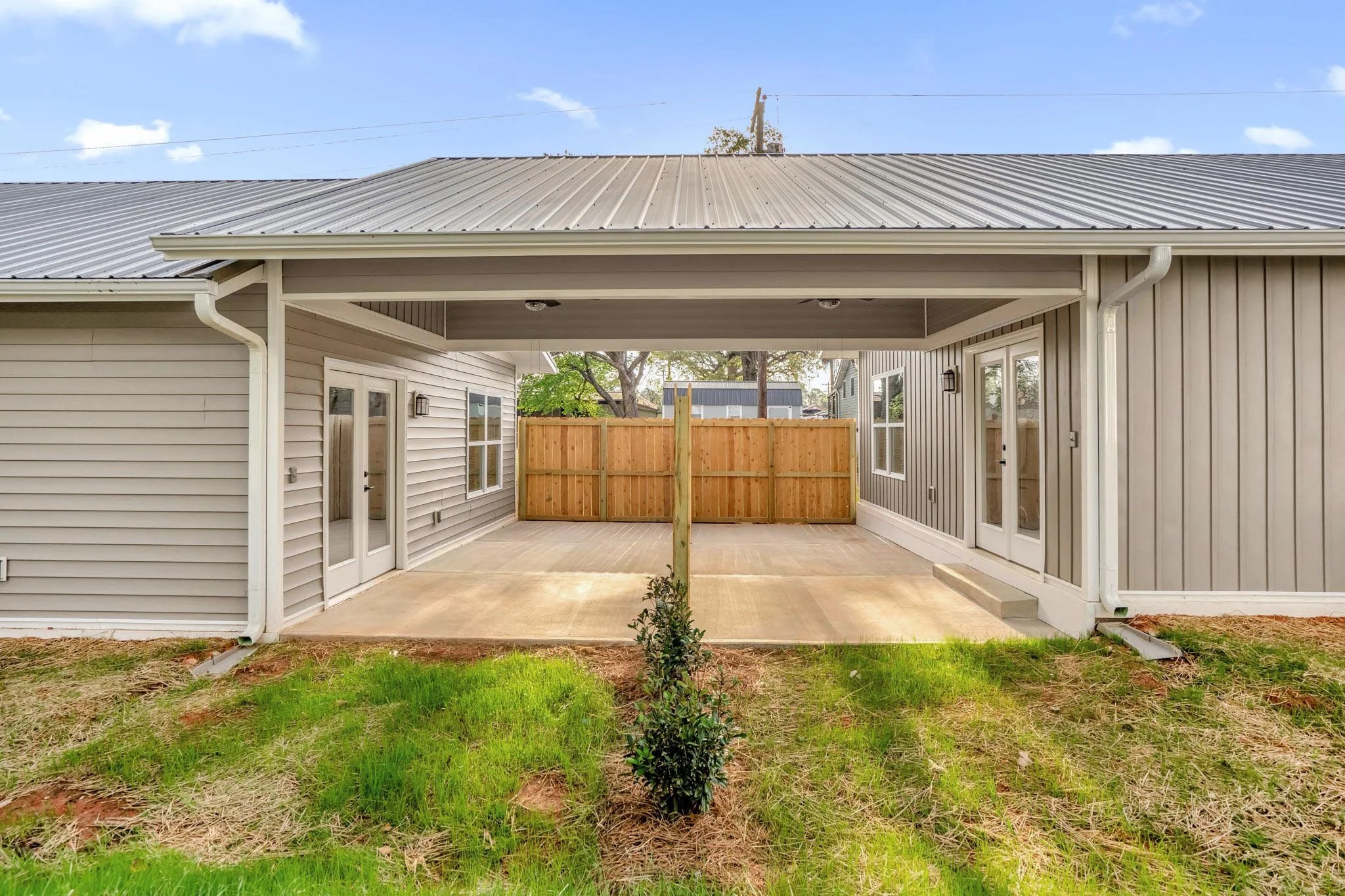 27-web-or-mls-606 North St-27.jpg