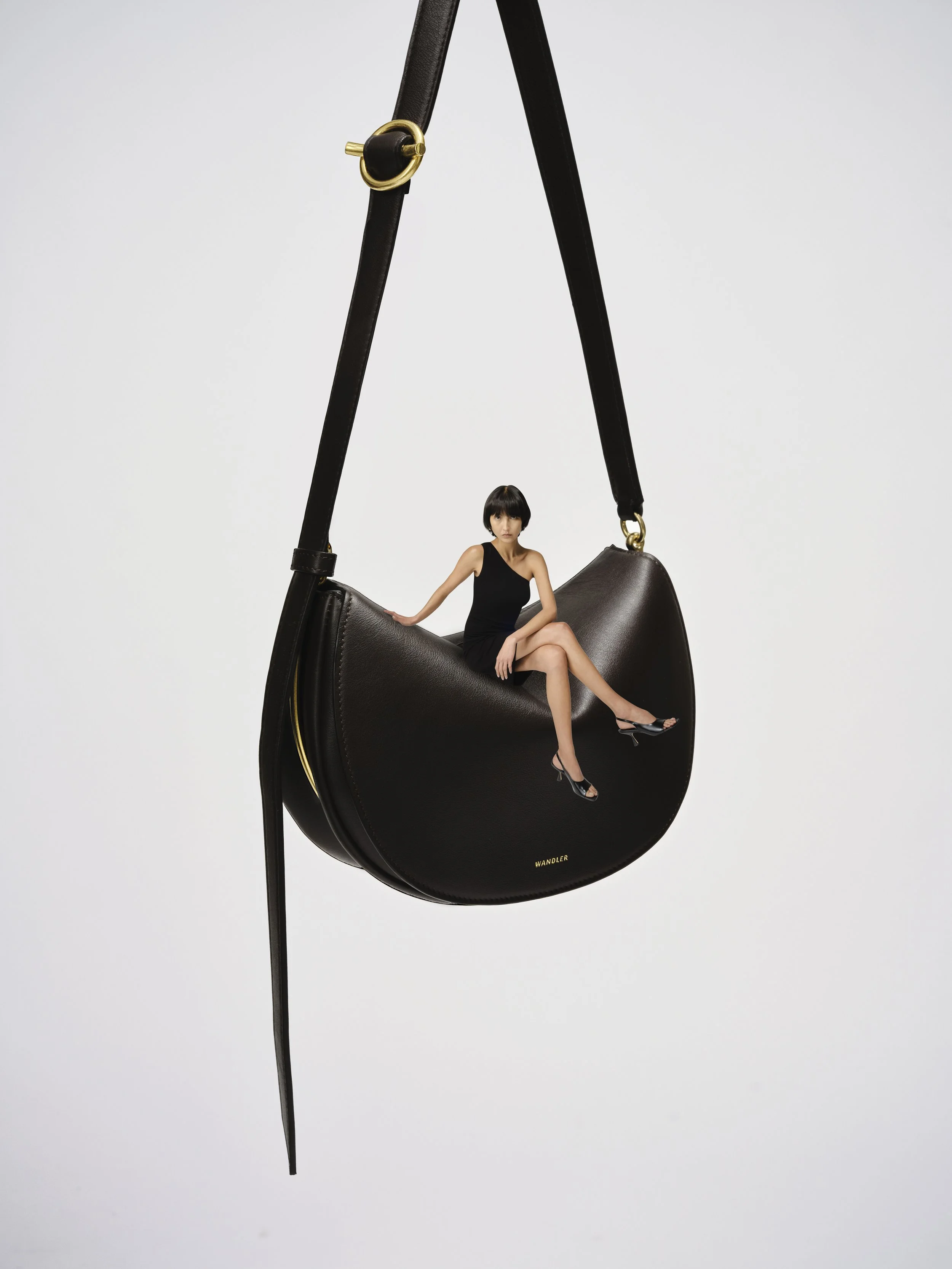 WANDLER_FALL24_KATE_BAG_SOIL4.jpg