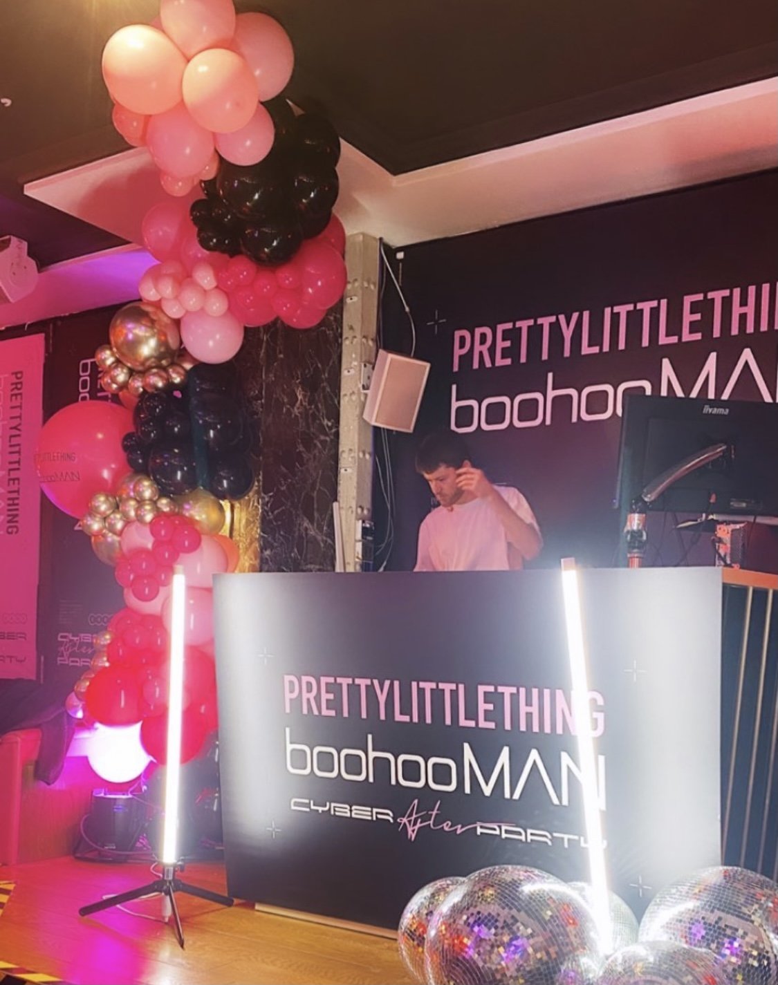 Boohoo Pretty Little Thing Party