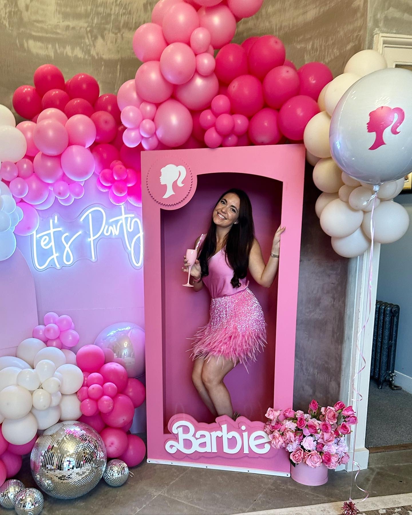 Barbie party decor