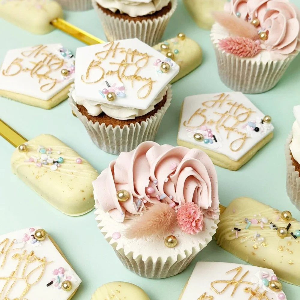 Custom Birthday Cakes Cheshire