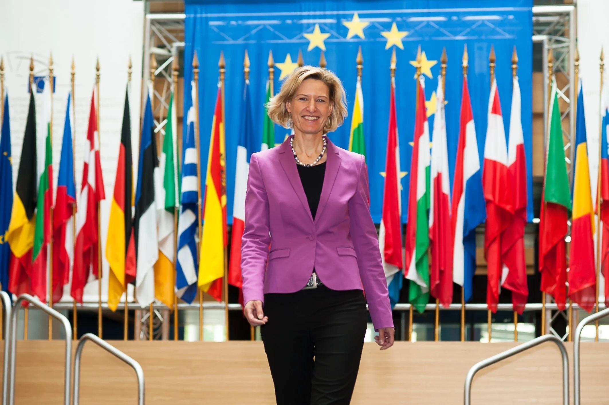 Infostand mit Angelika Niebler zur Europawahl