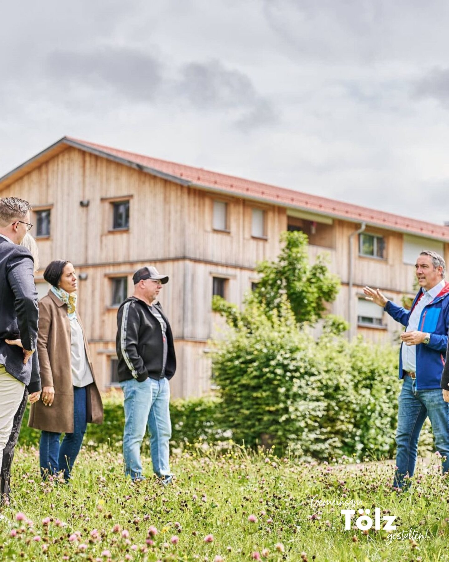 🏡 Wohnen in Bad T&ouml;lz &ndash; lebenswerte Zukunft gestalten!
Wohnen ist ein Grundbed&uuml;rfnis, und Bad T&ouml;lz schafft Raum f&uuml;r neue Ideen &amp; Lebensqualit&auml;t 💛. Die Stadt hat bereits neuen Wohnraum geschaffen, m&ouml;chte aber w