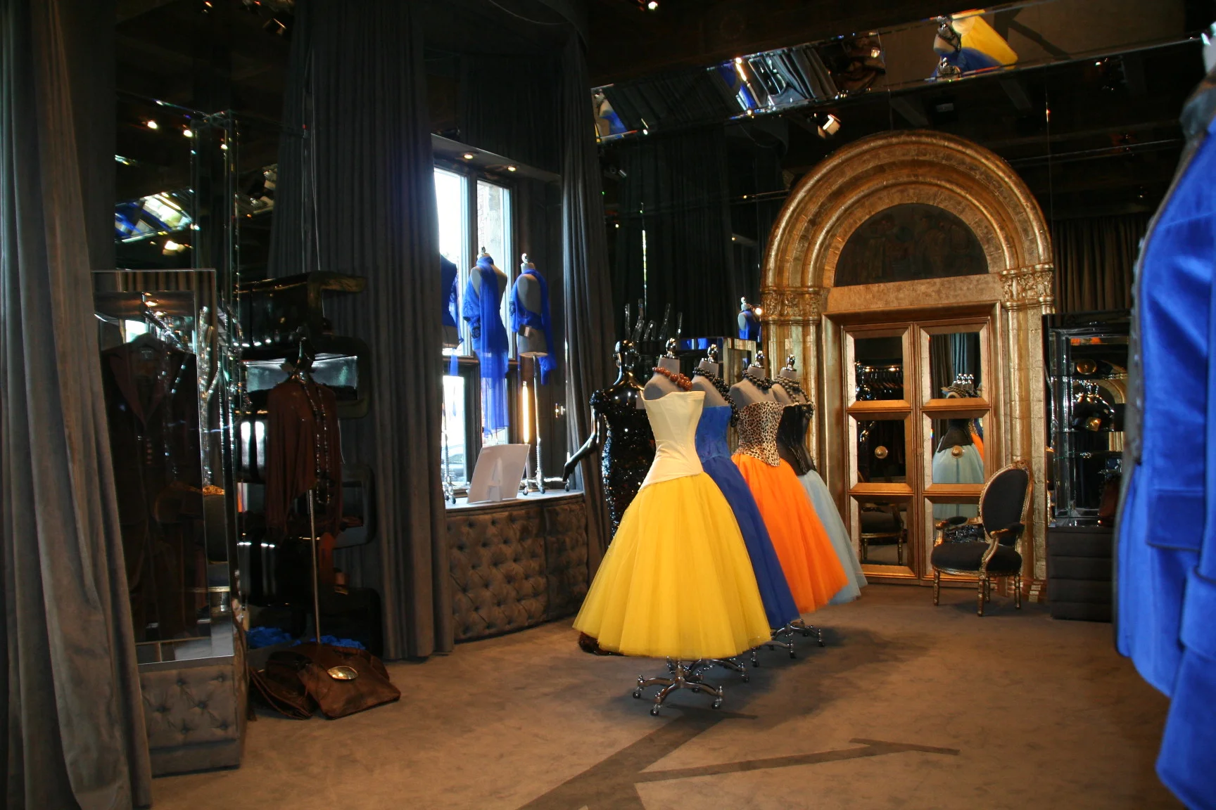 ana_maria_designs_lloyd_runway.JPG