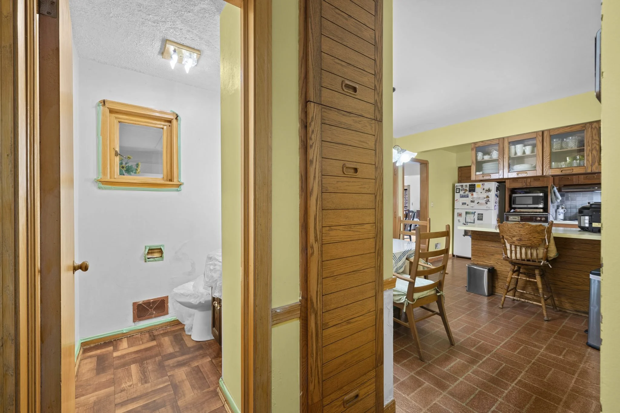 246-Elmdale-34.jpg