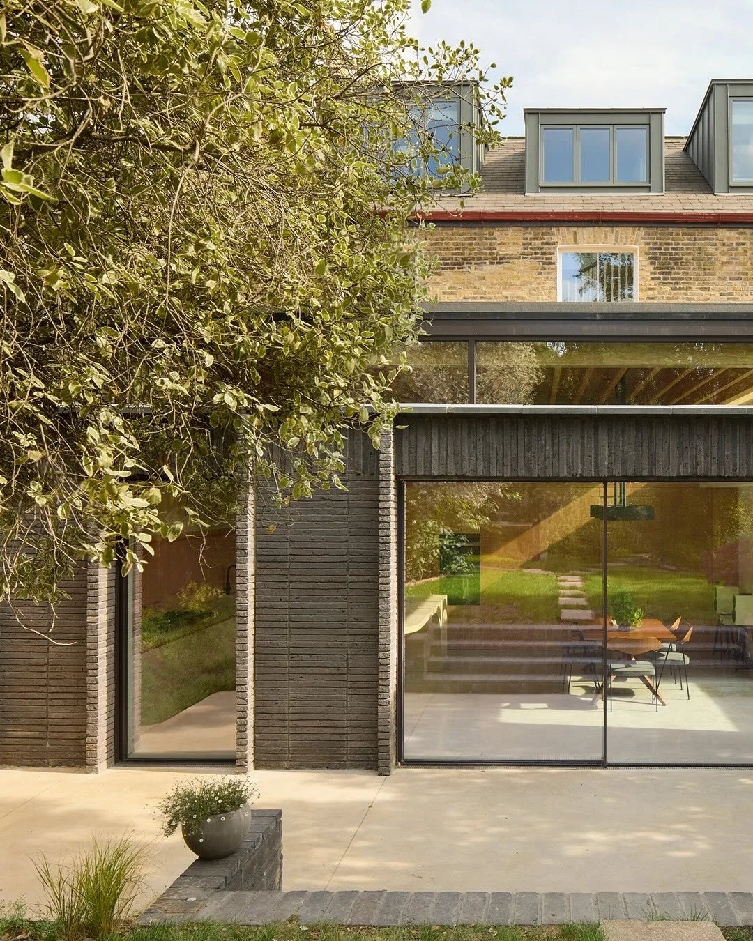 UP AND OVER

We are excited to be able to share with you our new project: &ldquo;Up and Over&rdquo;, now live on our website. 

We transformed a large semi-detached house in Crouch End through extensive reconfiguration, refurbishment and extension. 
