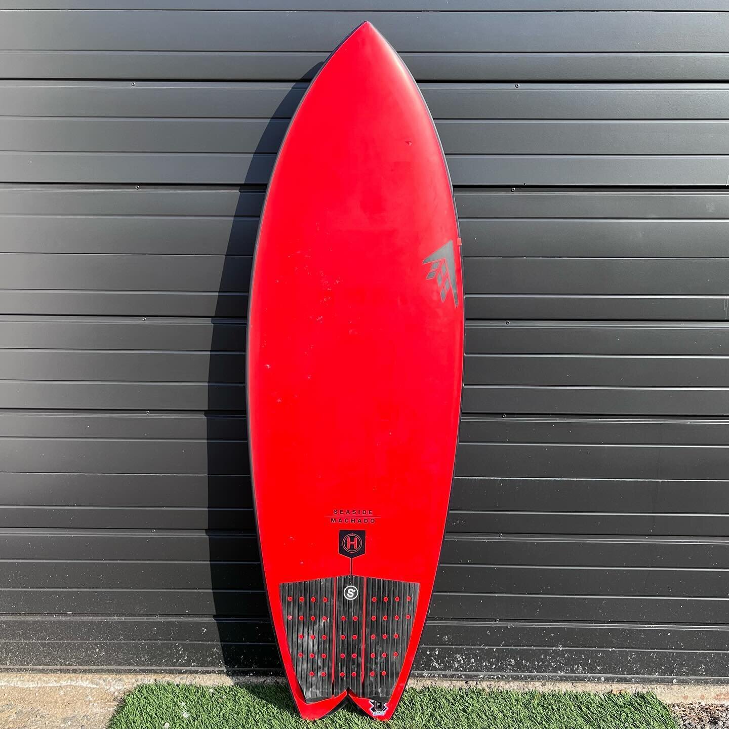 Used @firewiresurfboards Seaside
-
It&rsquo;s red and it&rsquo;s a rocket. Bright, loud, fast, and versatile. Just repaired by us.
6&rsquo;0 x 22 7/8 x 2 15/16 @ 44.8 Liters
-$650-
