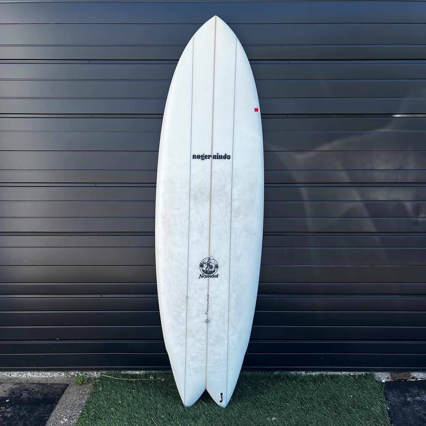 Used @rogerhindssurfboardsofficial Nomad Twin

Great board for some summer fishing
Good condition 
6&rsquo;3 x 21 1/2 x 2 7/8

-$599-