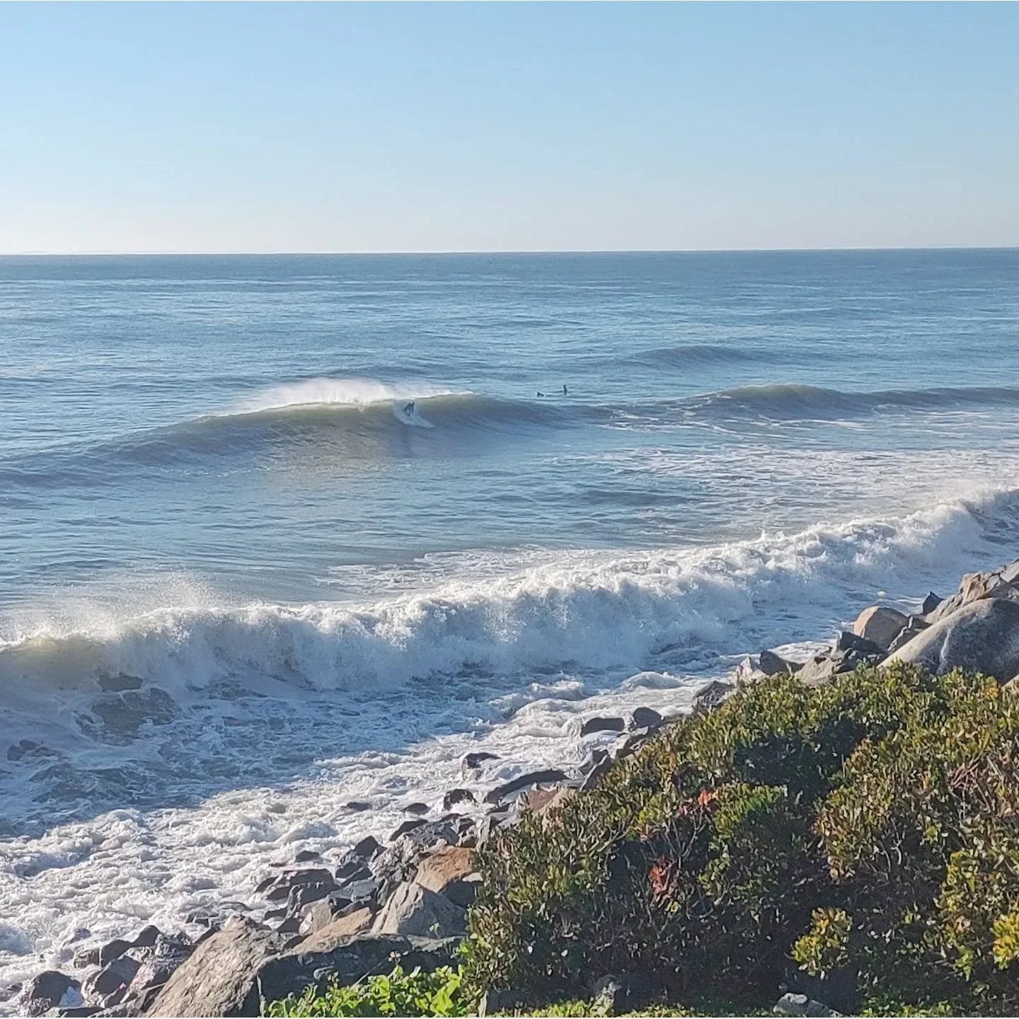 To quote @shauntomson &quot;It's Cooking!&quot; 🌊☀️🍁 Thanks to everyone who came out to our event at @935surfshack last night.