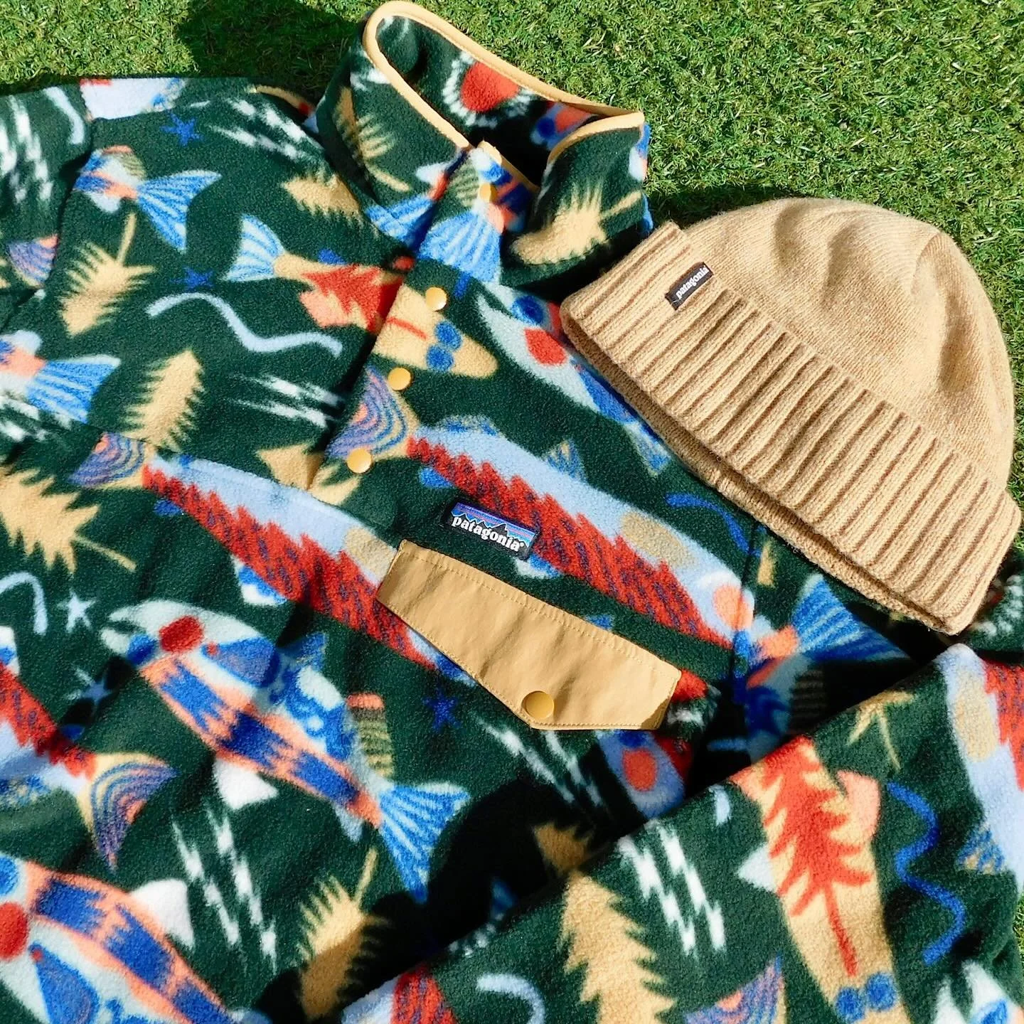 @patagonia_surf keeping us warm &amp; hip in and out of the water!