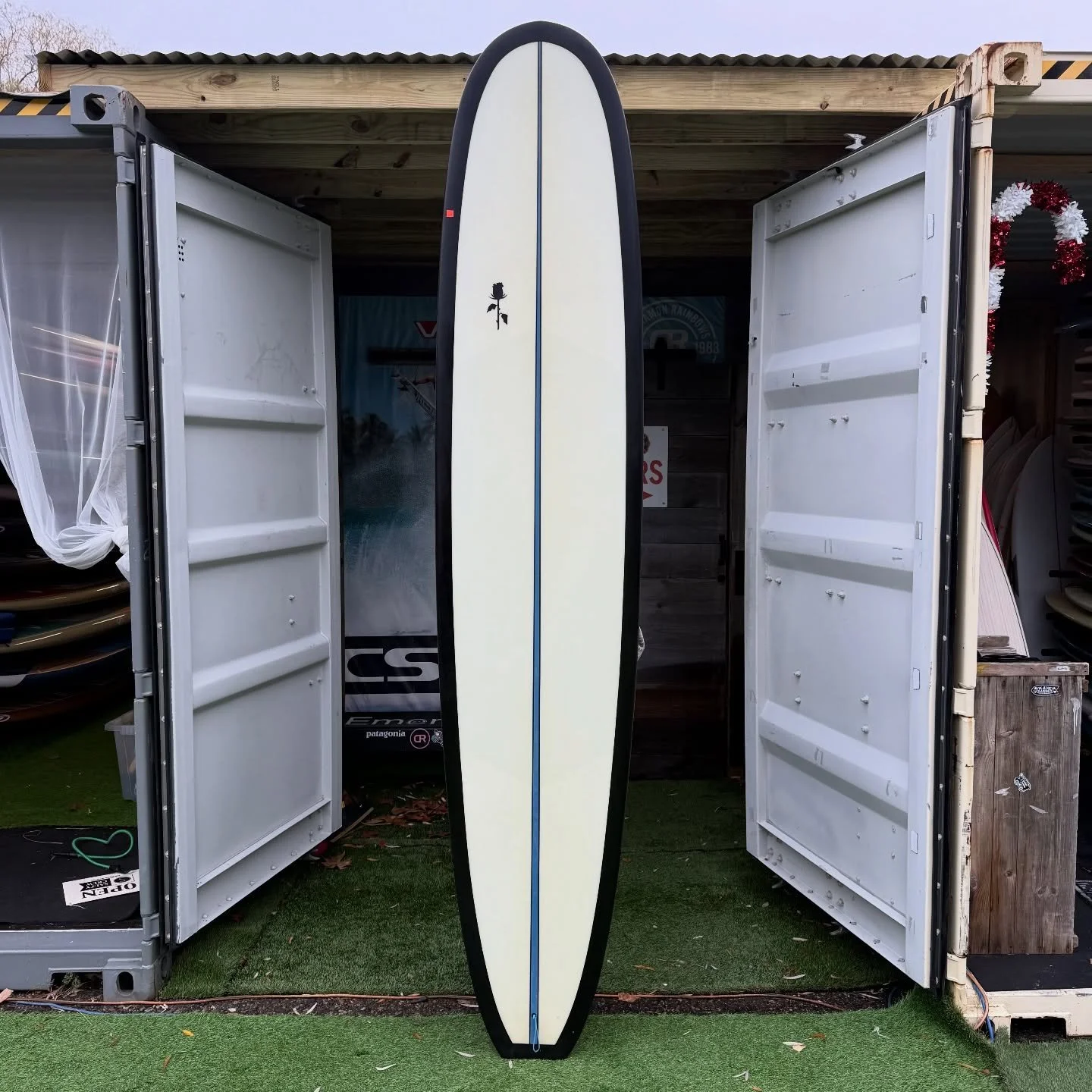 Used @blackrosemfg Deviated Septum

Great condition 60&rsquo;s inspired noserider shaped by @rickycarrollsurfboards 

9&rsquo;6 x 23 1/2 x 2 7/8

-$999-