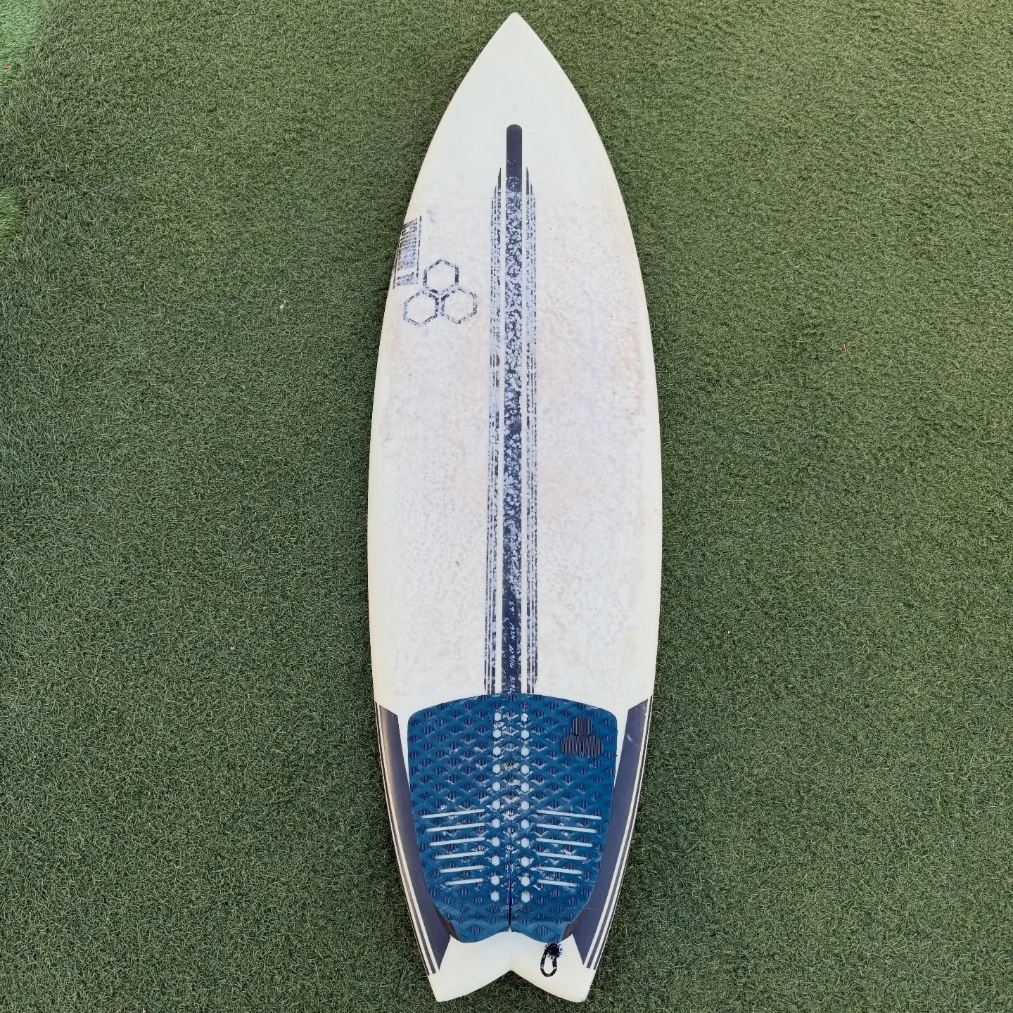 Used @cisurfboards Rocket Wide swallow

Decent condition

5&rsquo;9 x 19 3/4 x 2 9/16 @ 31.9 Liters

-$299-