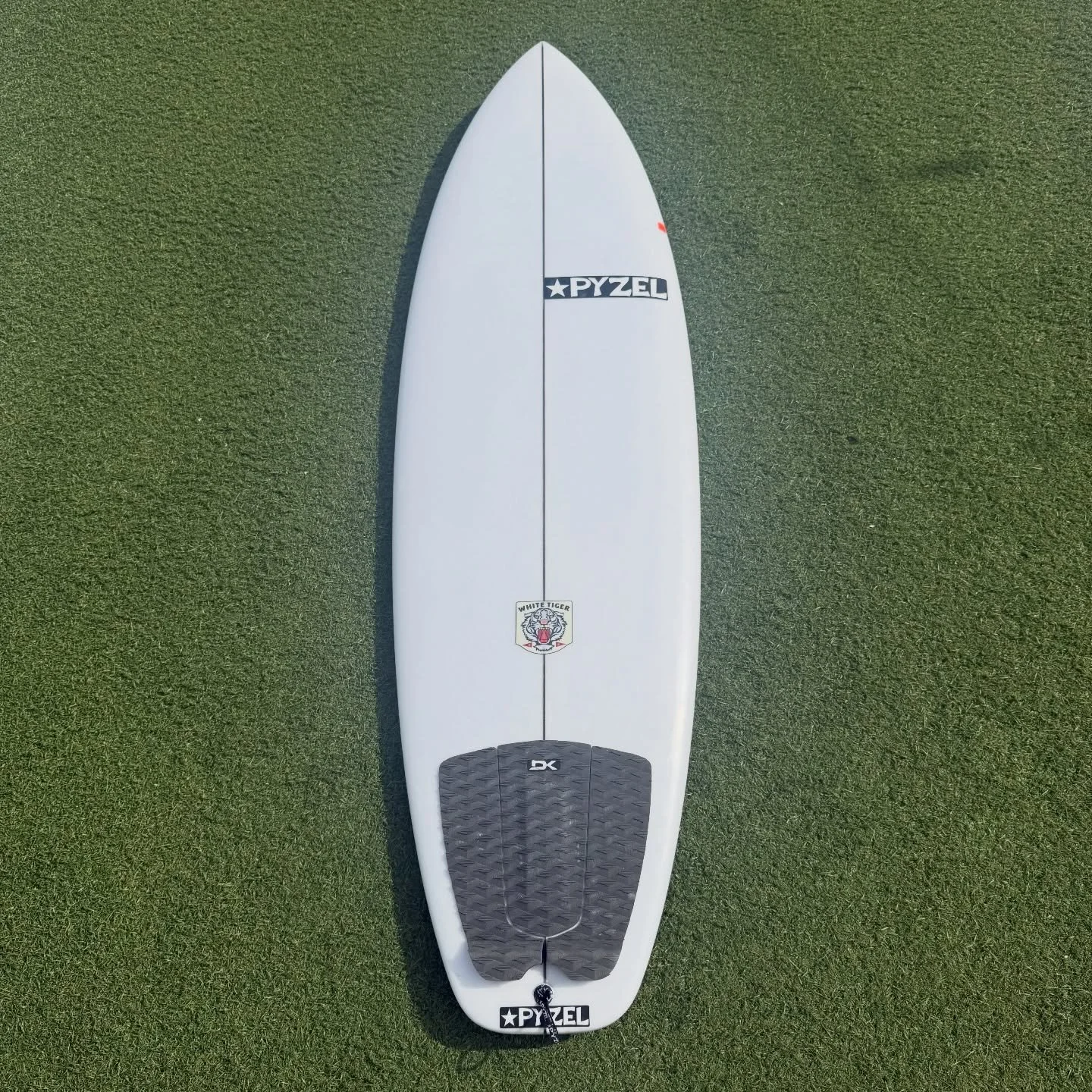 Used @pyzelsurfboards White Tiger

Great condition

5&rsquo;10 x 20.38 x 2.69 @ 35.9 Liters

-$549- SOLD