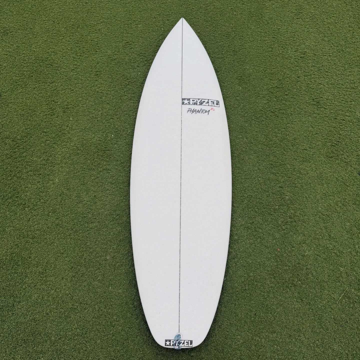 Used @pyzelsurfboards Phantom XL

Great condition 

6&rsquo;3 x 21.5 x 3 @ 42.6 Liters

-$699-