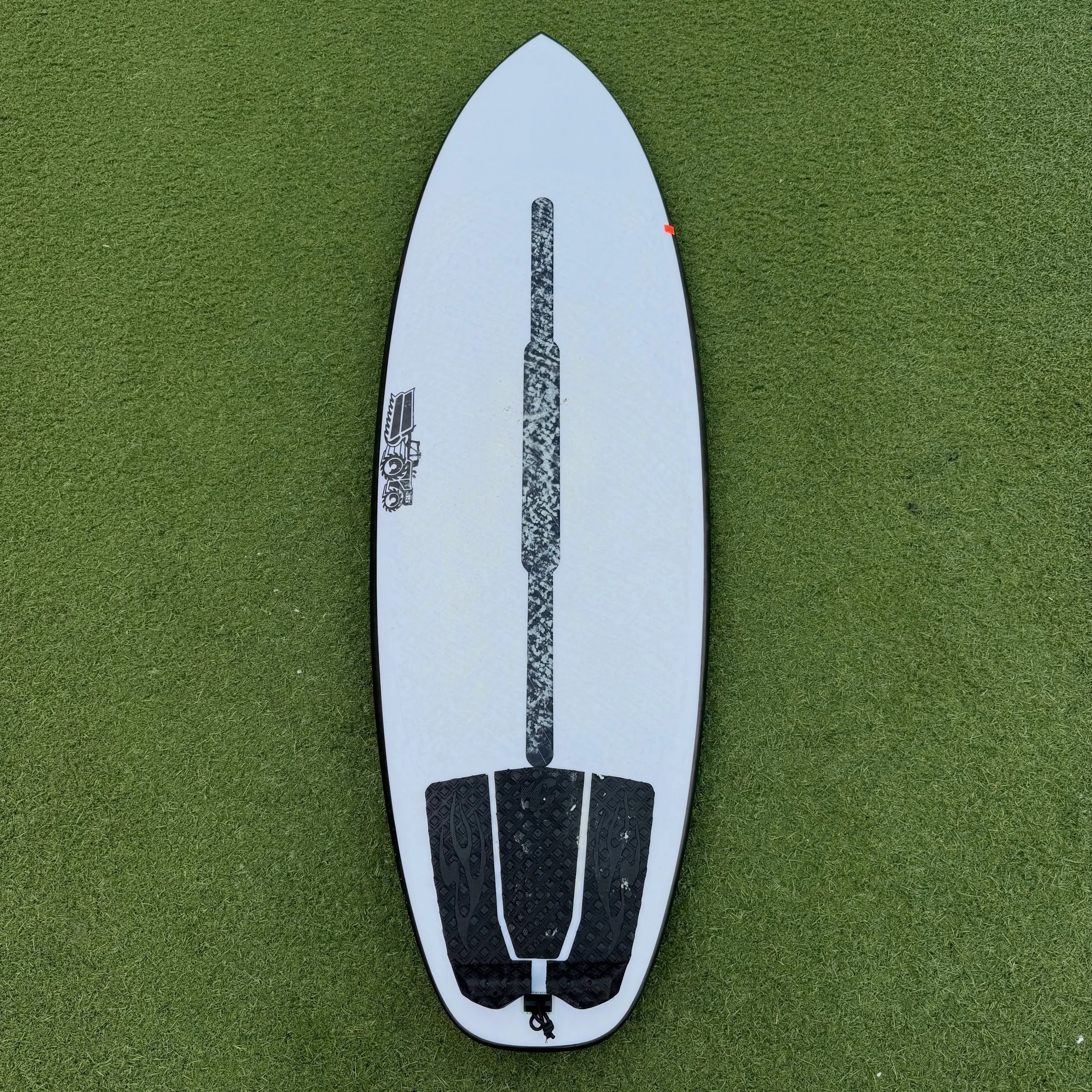 Used @jsindustries99 Flame Fish

Great condition

5&rsquo;8 x 21 1/2 x 2 5/8 @ 36.5 Liters

-$599-