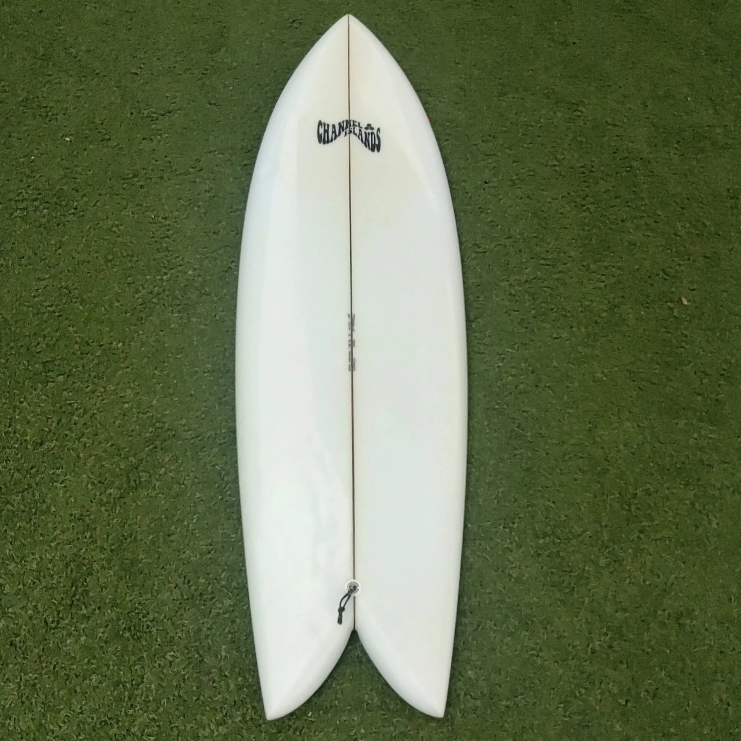 Used 6'6 @cisurfboards Skinny Fish
22.5 x 3 51.8L

Gloss finish

FCS2 quad

Very good condition 

$375