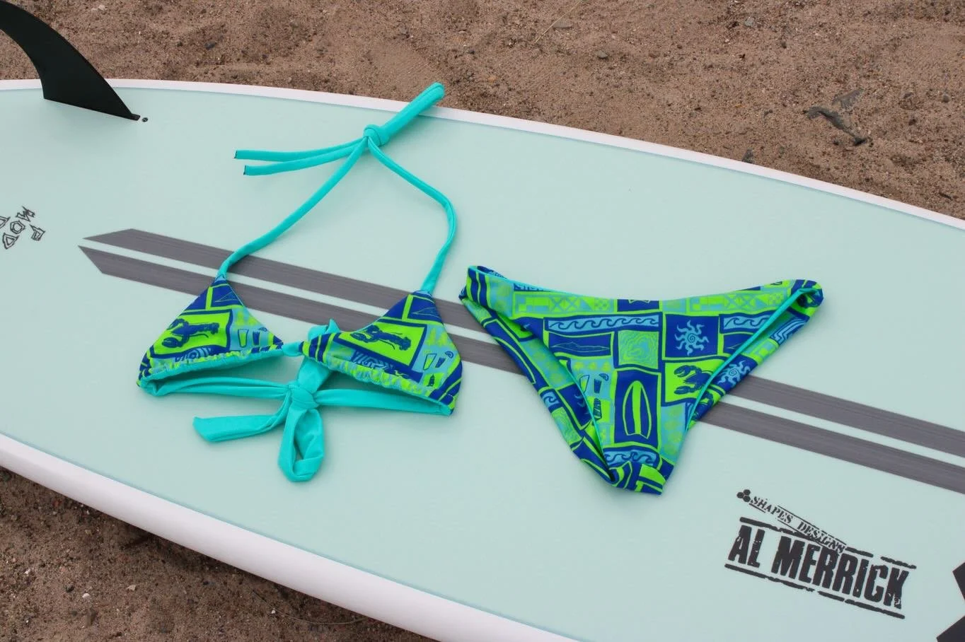 We&rsquo;ve got a few sunny days, comin&rsquo; in hot! ☀️
It&rsquo;s time for a new, reversible @lemmonbylennon suit &amp; maybe even a new ride! @cisurfboards