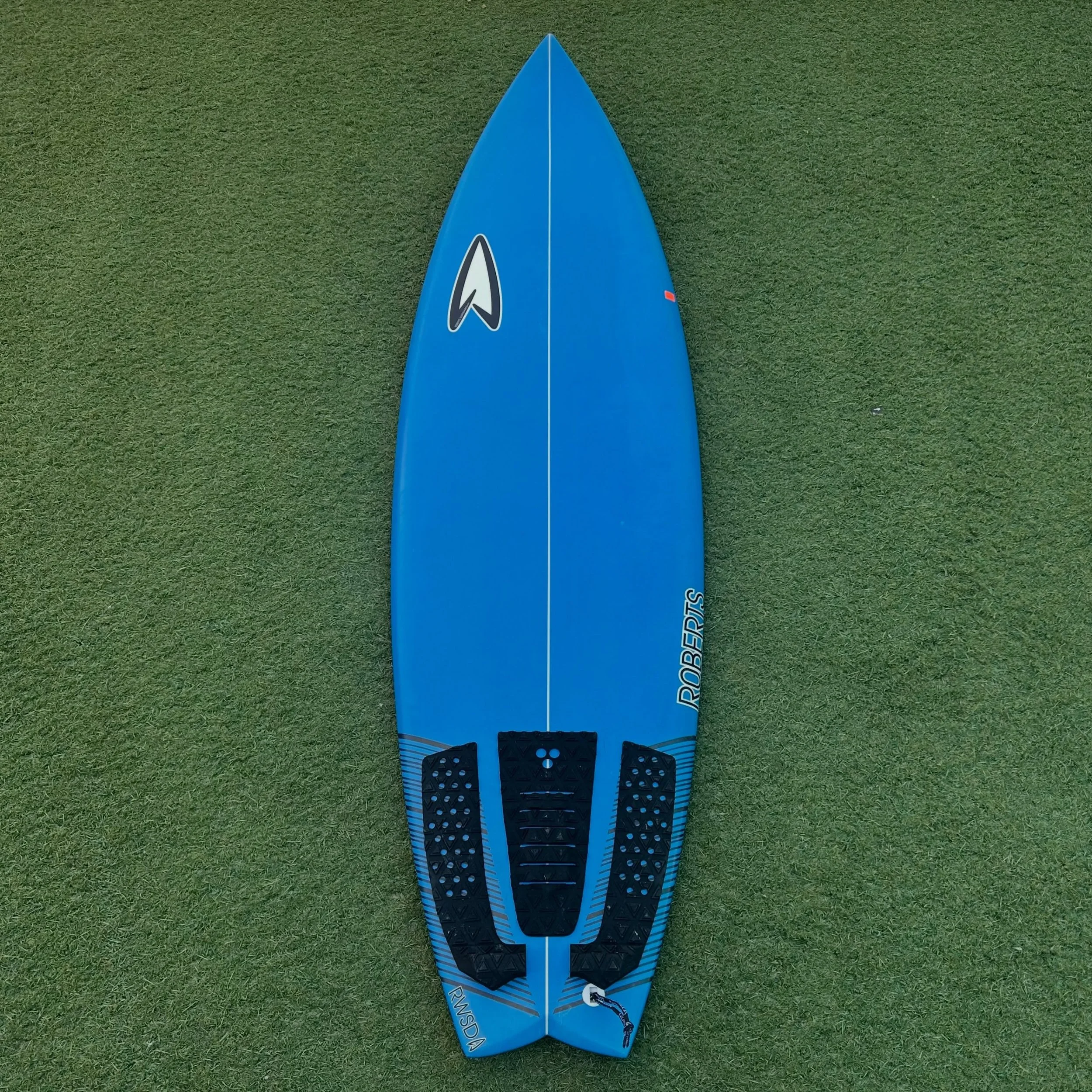 Lightly used @roberts_surfboards Custom

5&rsquo;11

Excellent Condition 

-$499-