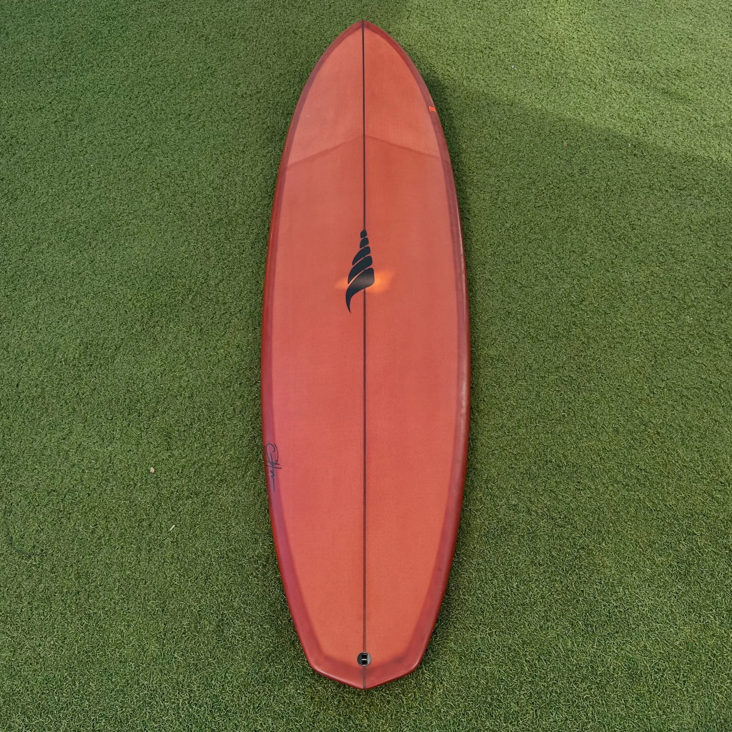 Lightly used @solidsurf Diamond Jig

7&rsquo;0 x 21.2&rdquo; x 2.7&rdquo; @ 46L

Excellent Condition 

-$499-
