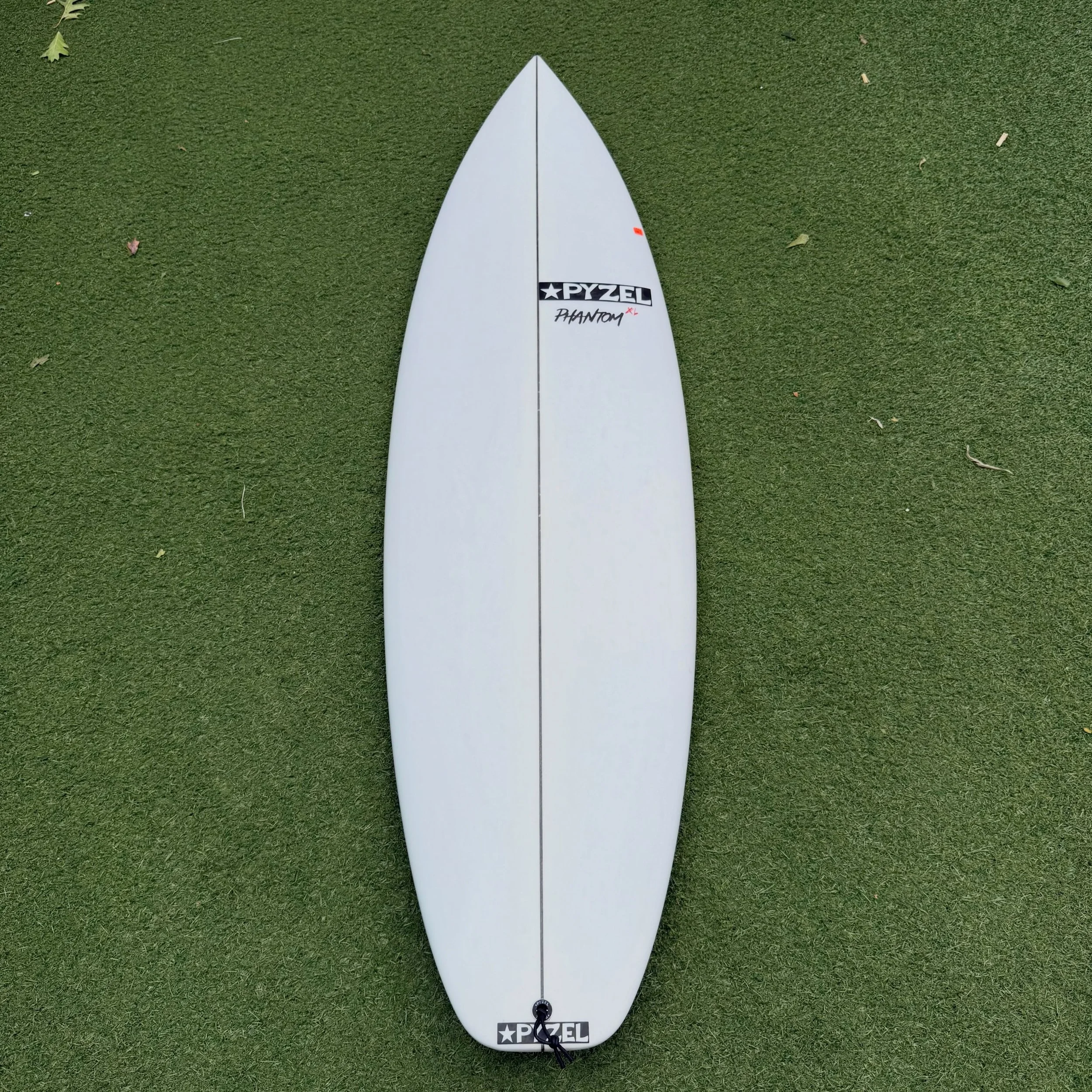 Used @pyzelsurfboards Phantom XL

Great condition

6&rsquo;6 x 21.25 x 3 @ 43.8 Liters

-$599-