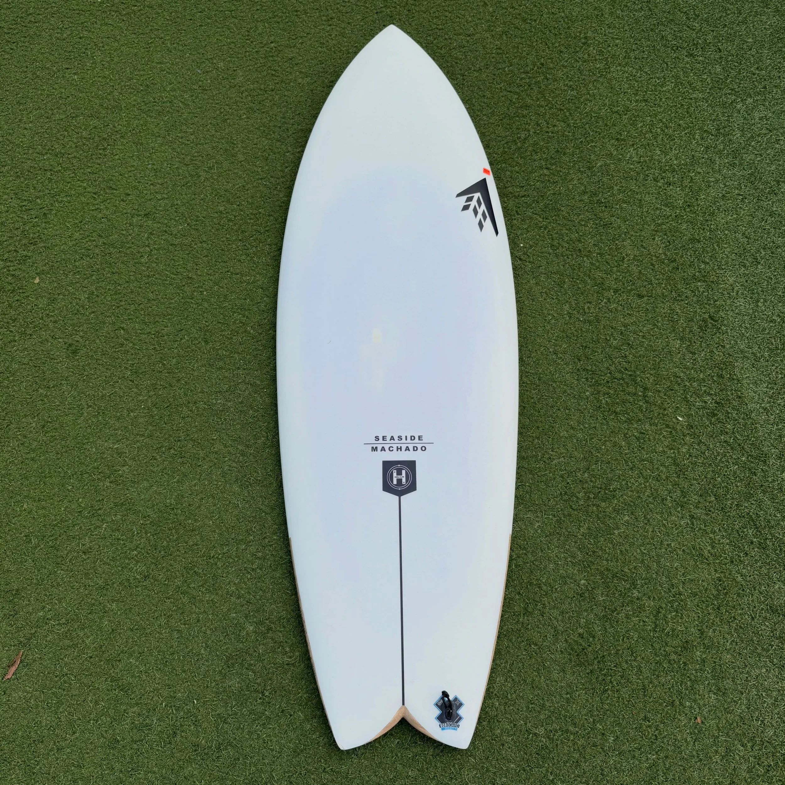 Used @firewiresurfboards Seaside

Good condition

5&rsquo;8 x 21 15/16 x 2 9/16 @ 35.4 Liters

-$399-
