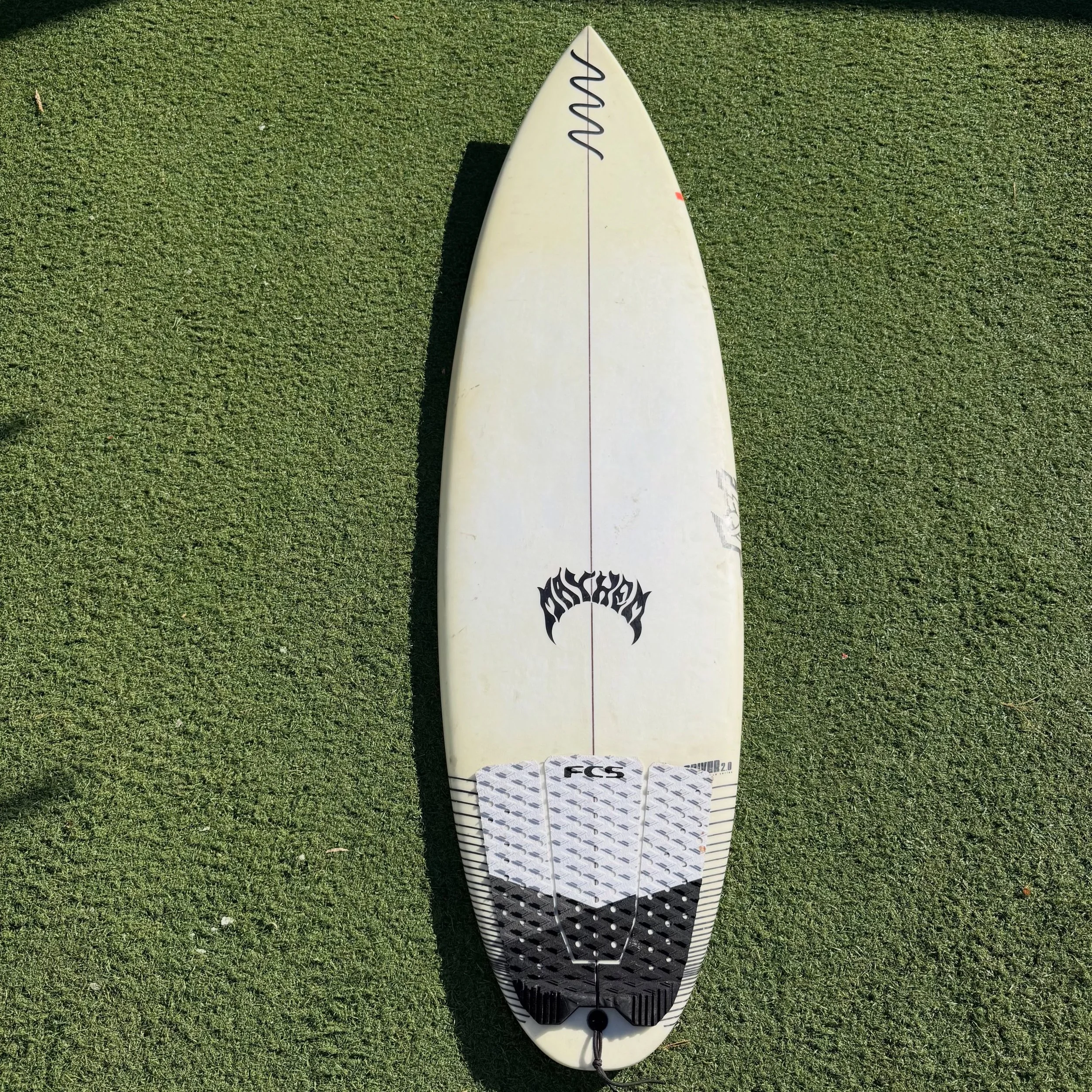 Used @lostsurfboards Driver 2.0

Good condition

5&rsquo;11 x 19.06 x 2.42 @ 29.1 Liters

-$349-