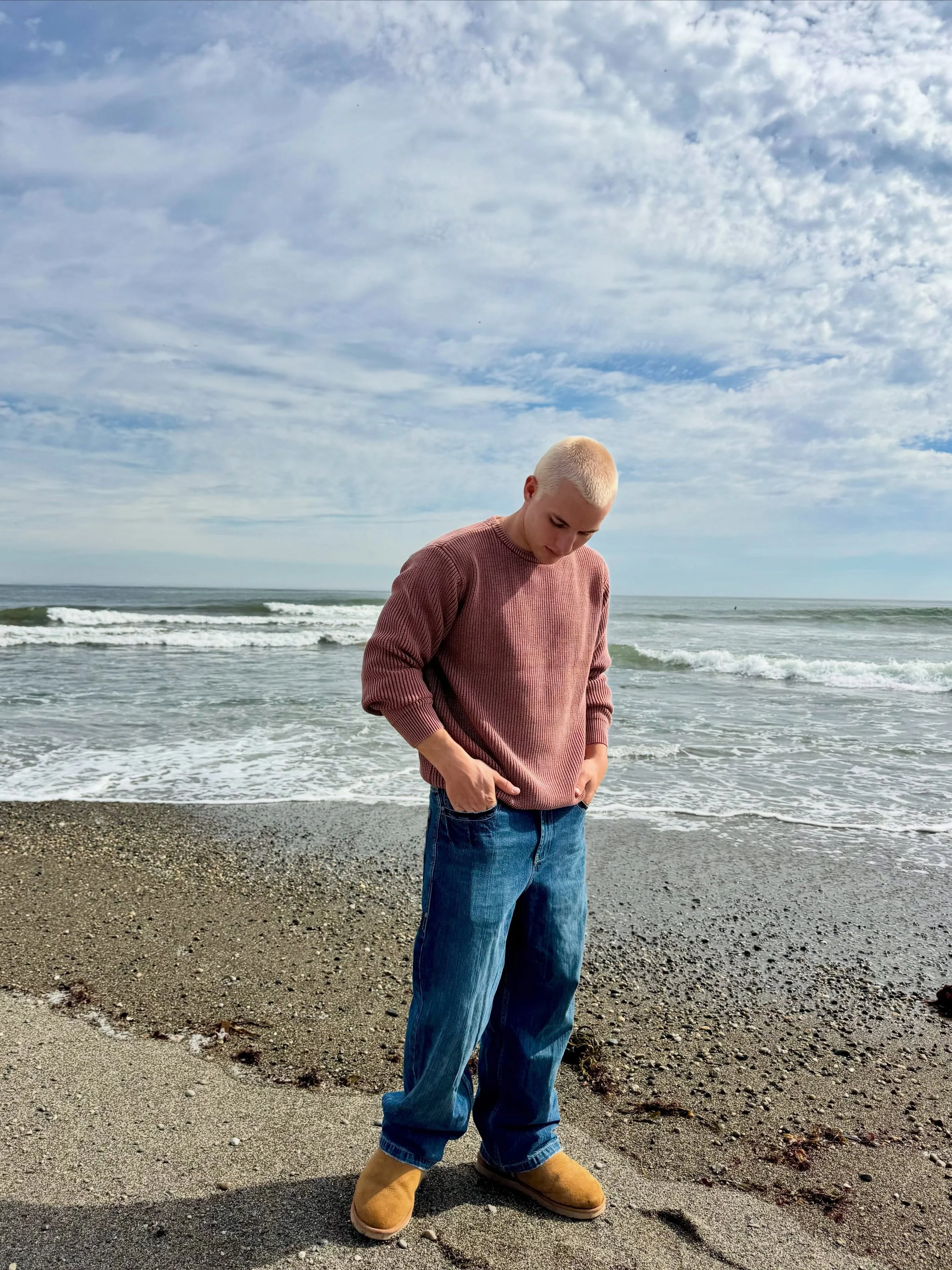 Men&rsquo;s fall sweaters are in 🍂🌊 Dark Seas, Katin, Jetty &amp; more just landed in store. Come through and grab your fall layers before they&rsquo;re gone 🤙🏼 #sweater #fallstyle #surfshop #eastcoastlifestyle