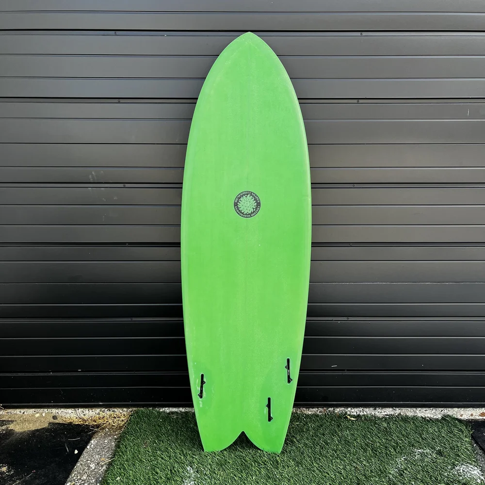 McDermott Shapes Asym Fish (Regular foot) 5'8 — Cinnamon Rainbows