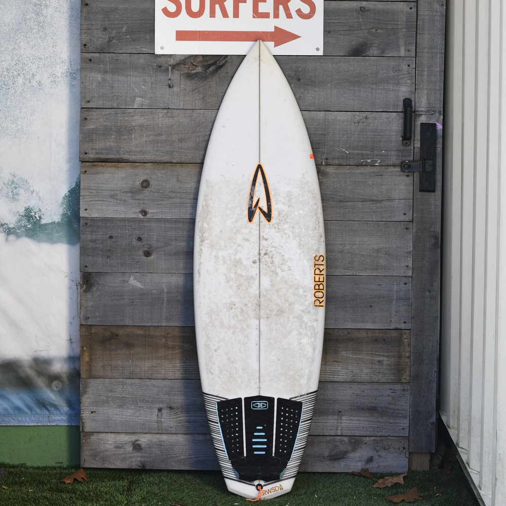 Roberts Black Diamond 5'6 — Cinnamon Rainbows Surf Co.