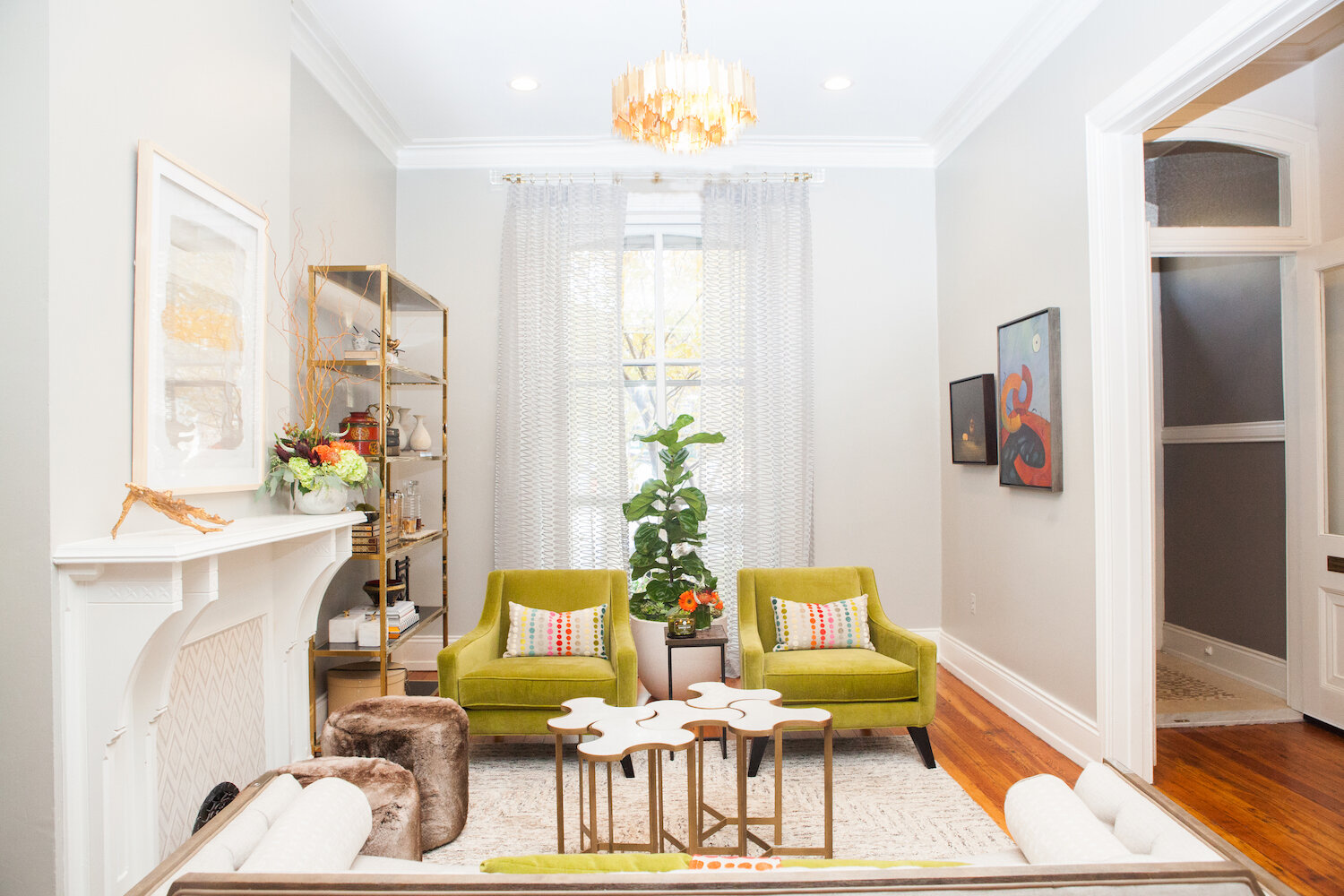 Small Space Living: Making The Most Of A Modern Townhouse Or Condo — Stella  Ludwig Interiors