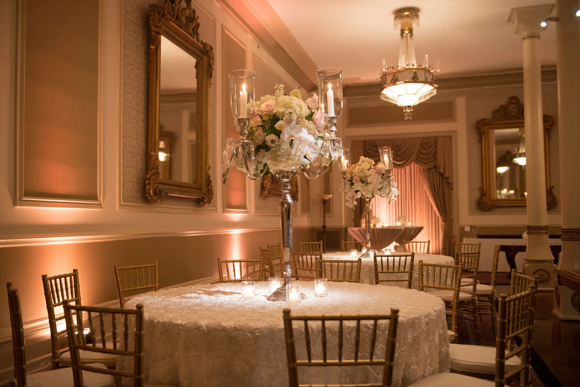 Driskill_Weddings_Blake_Leader_037.jpg