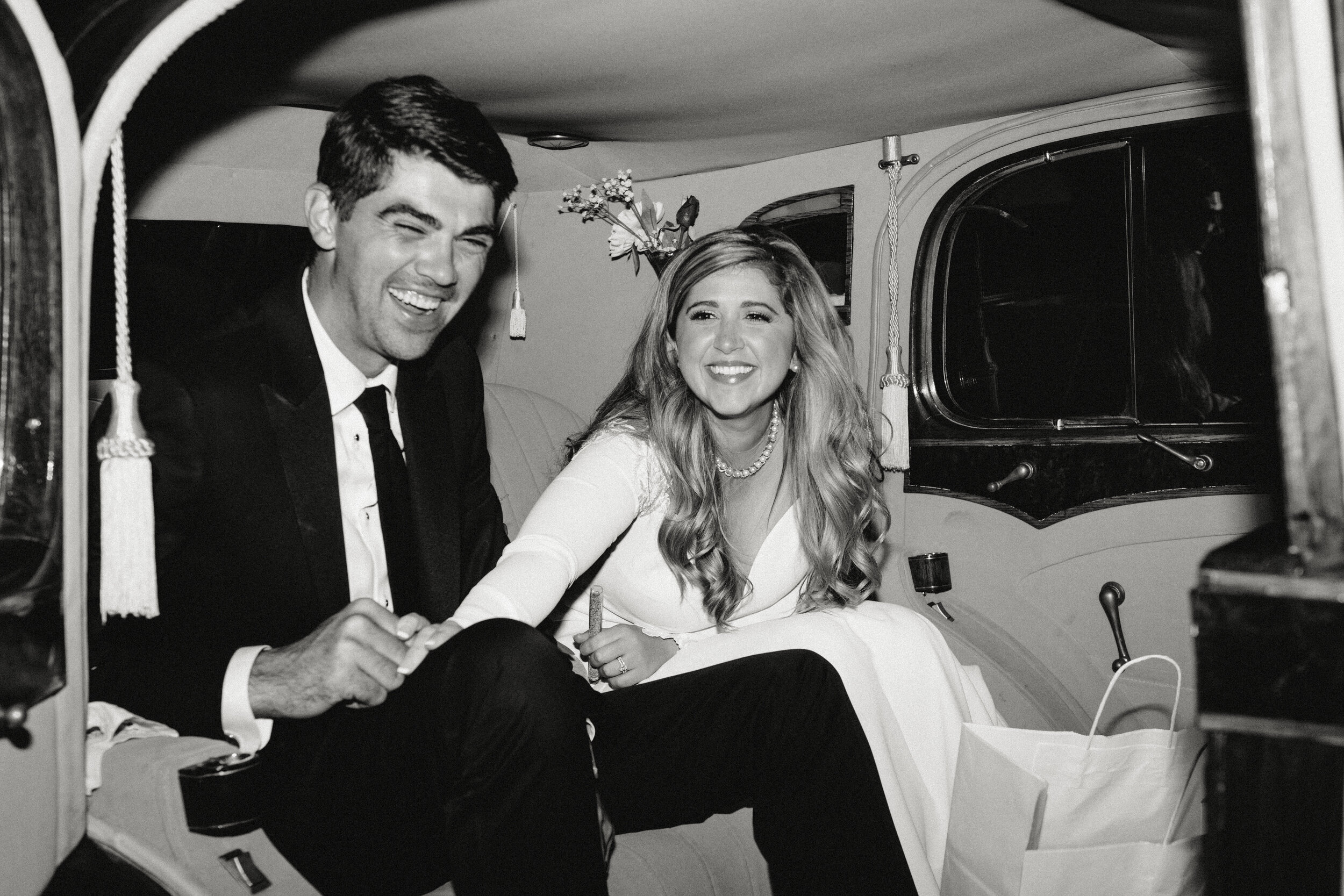 Carly_Sam_Wedding_Previews_HighResolution_2021_093.jpg