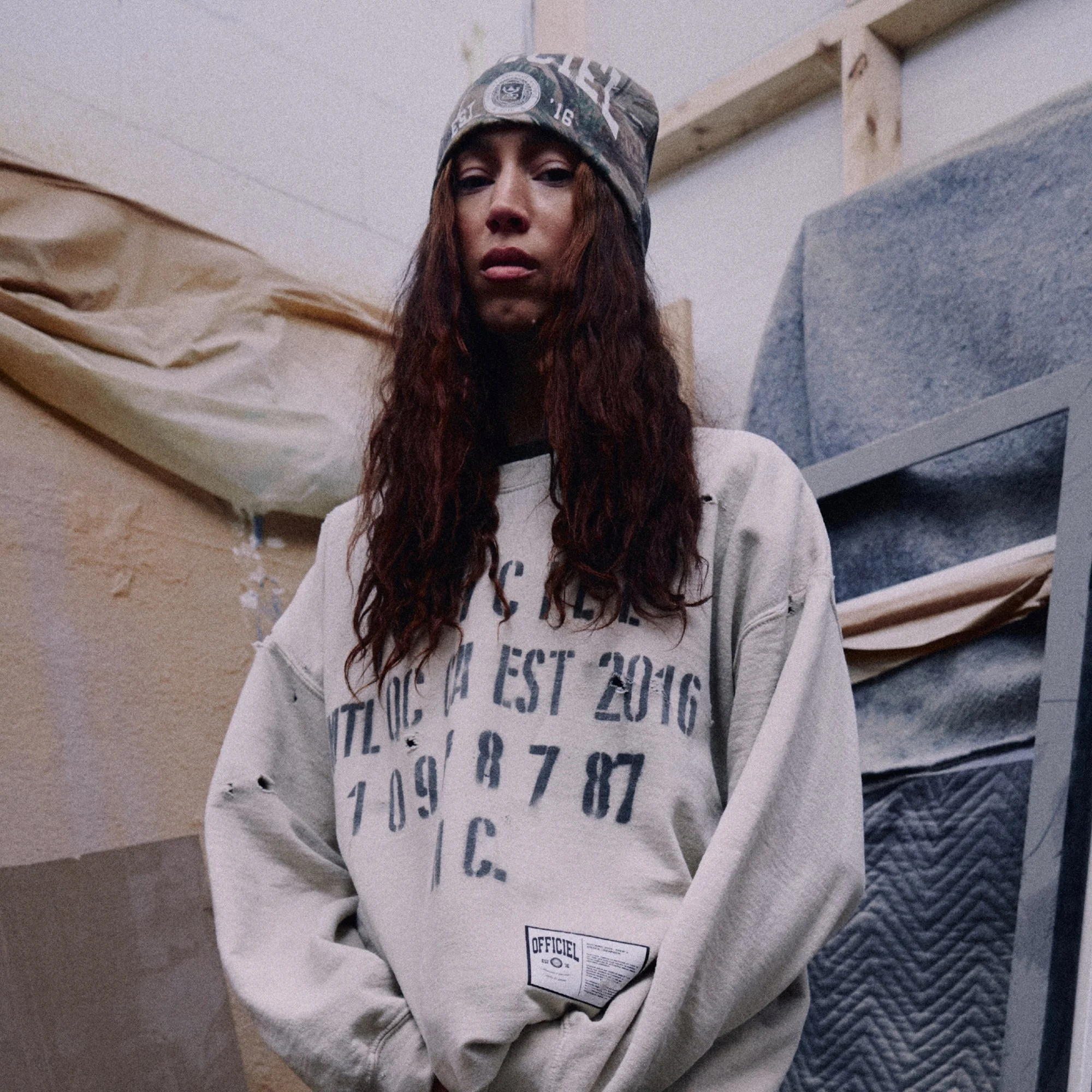 DISTRESSED CN V1 - BEIGE