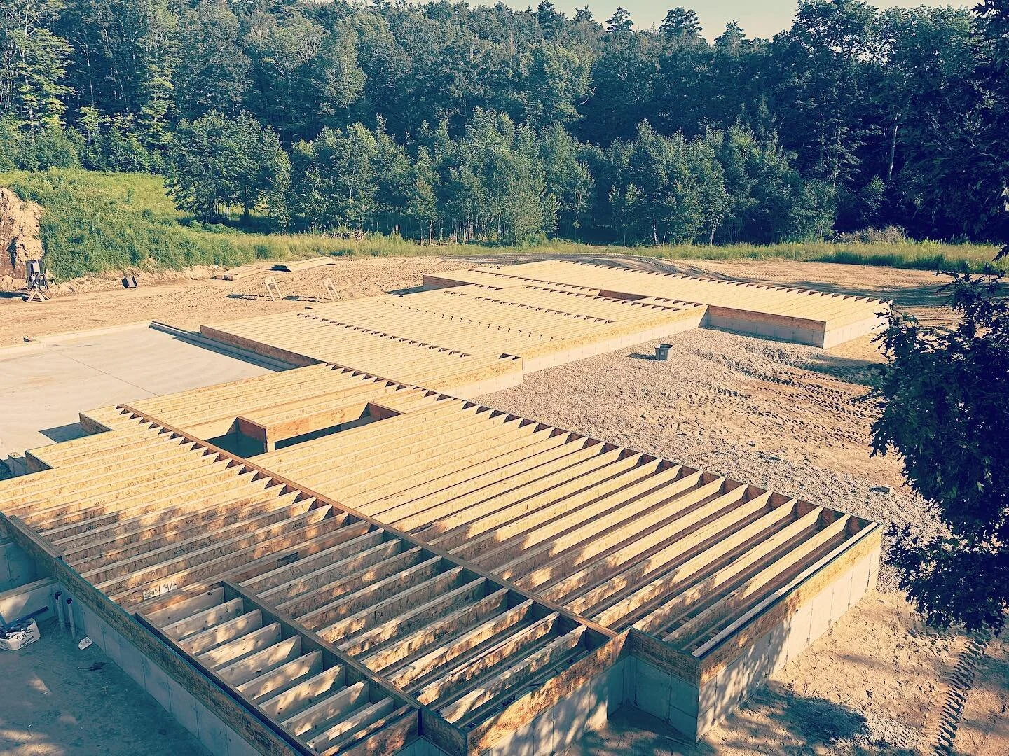 Team Appreciation Post!!! We pride ourselves on being affiliated with some of the best crews in our area. I love getting progress photos from the guys that put in a 12 hour day on a Saturday to take advantage of the good weather we have (finally!). E