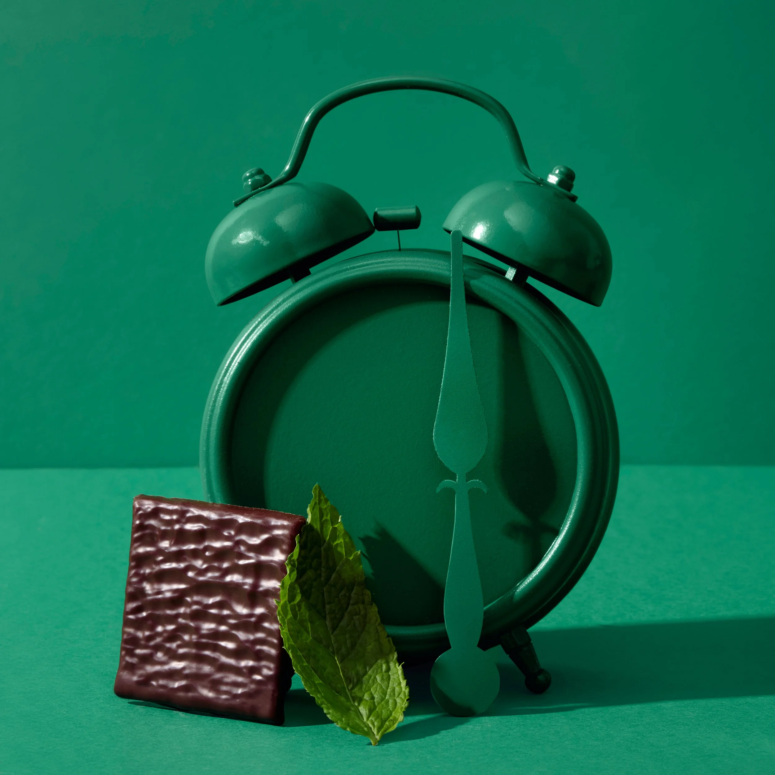 AFTER EIGHT_60002_CLOCK2.jpg