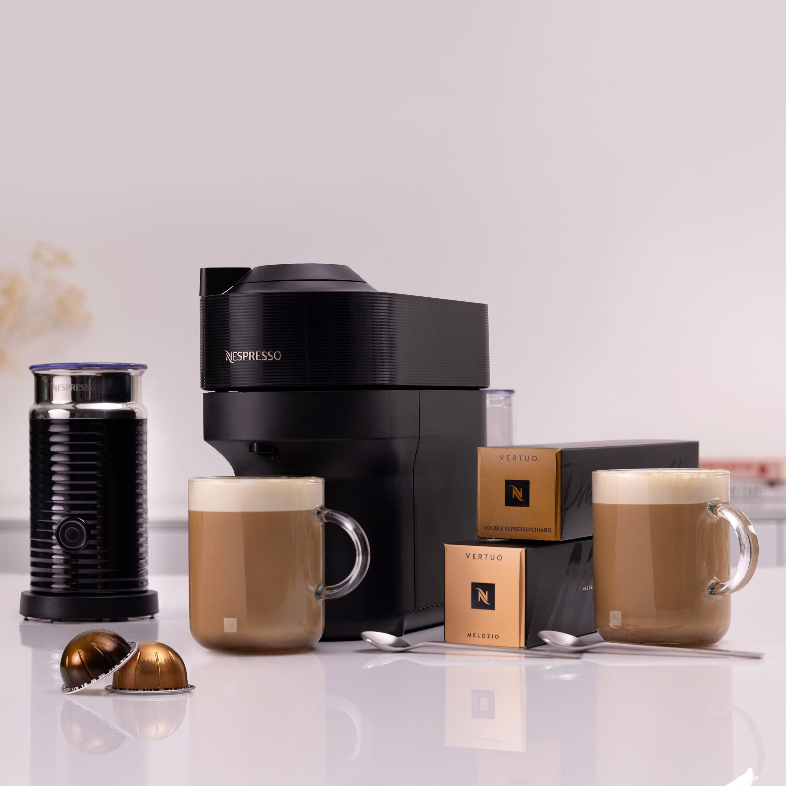 NESPRESSO_60006-Black-3000x3000.jpg