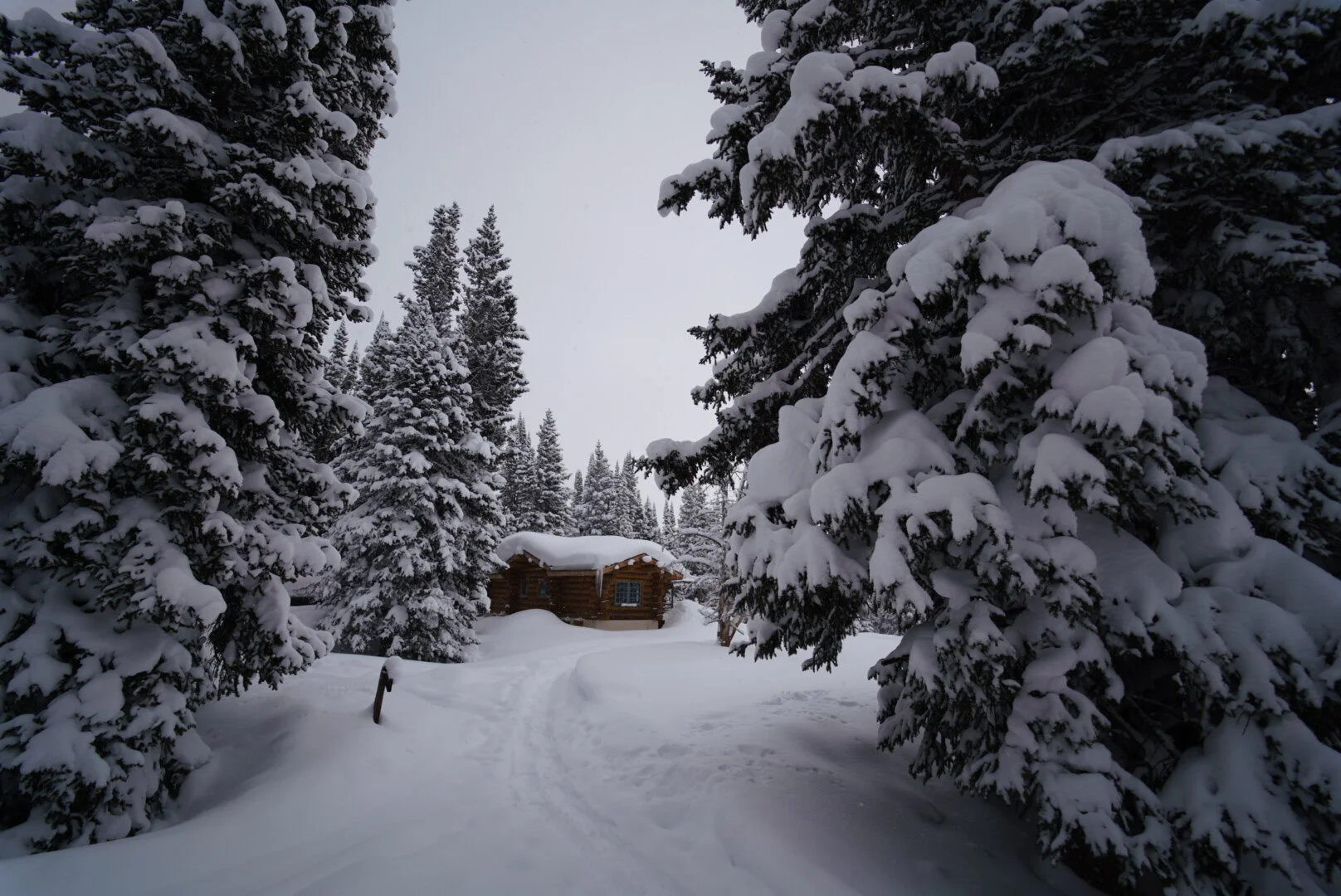 10 things for a 10th Mtn Hut // Packing for Your First Winter Hut Trip 