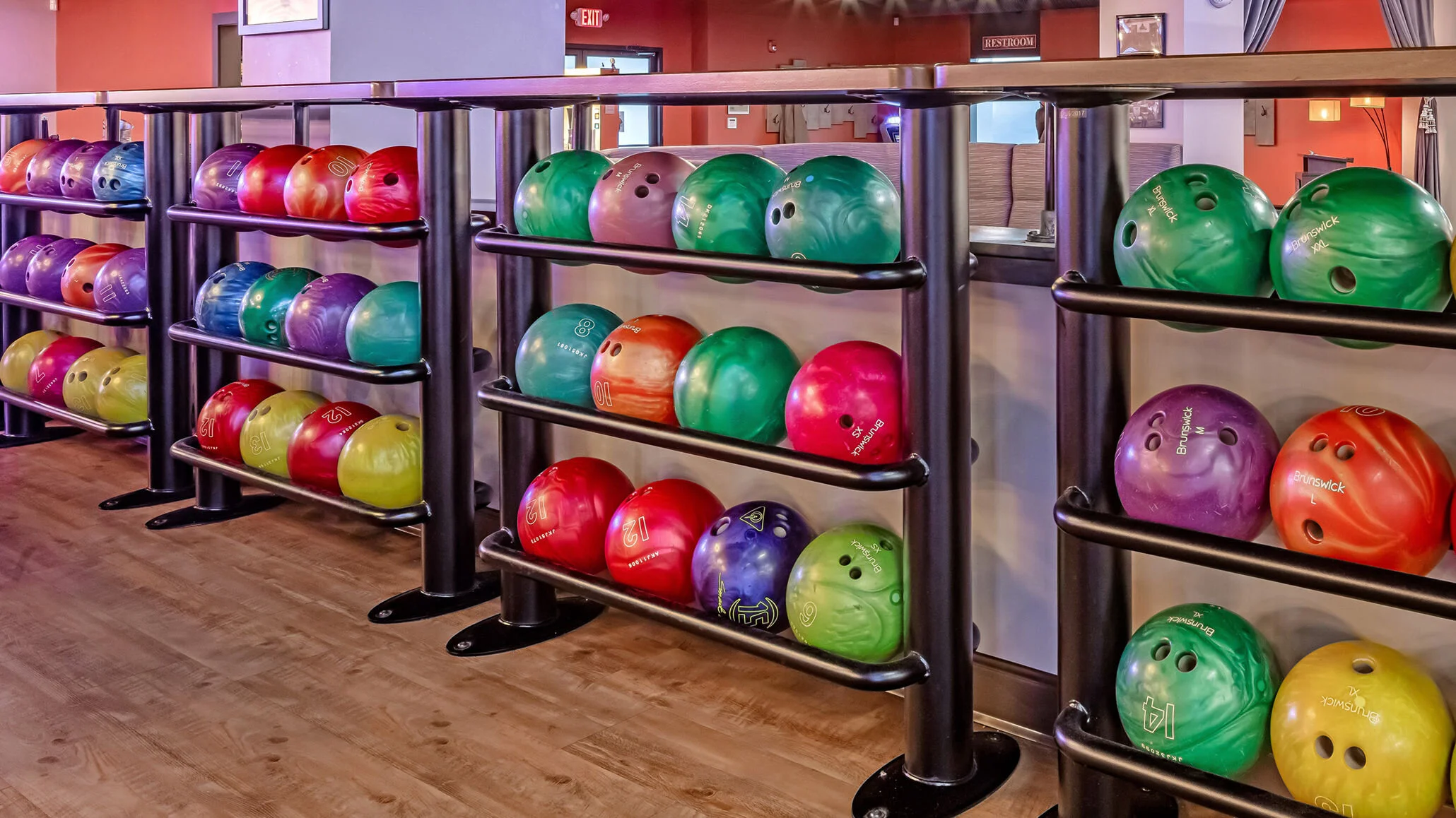Garden_Street_Bowl_Balls_Kennebunk_ME_16x9_cc6833e5b379cf061e625296f23dfd1b[1].jpg