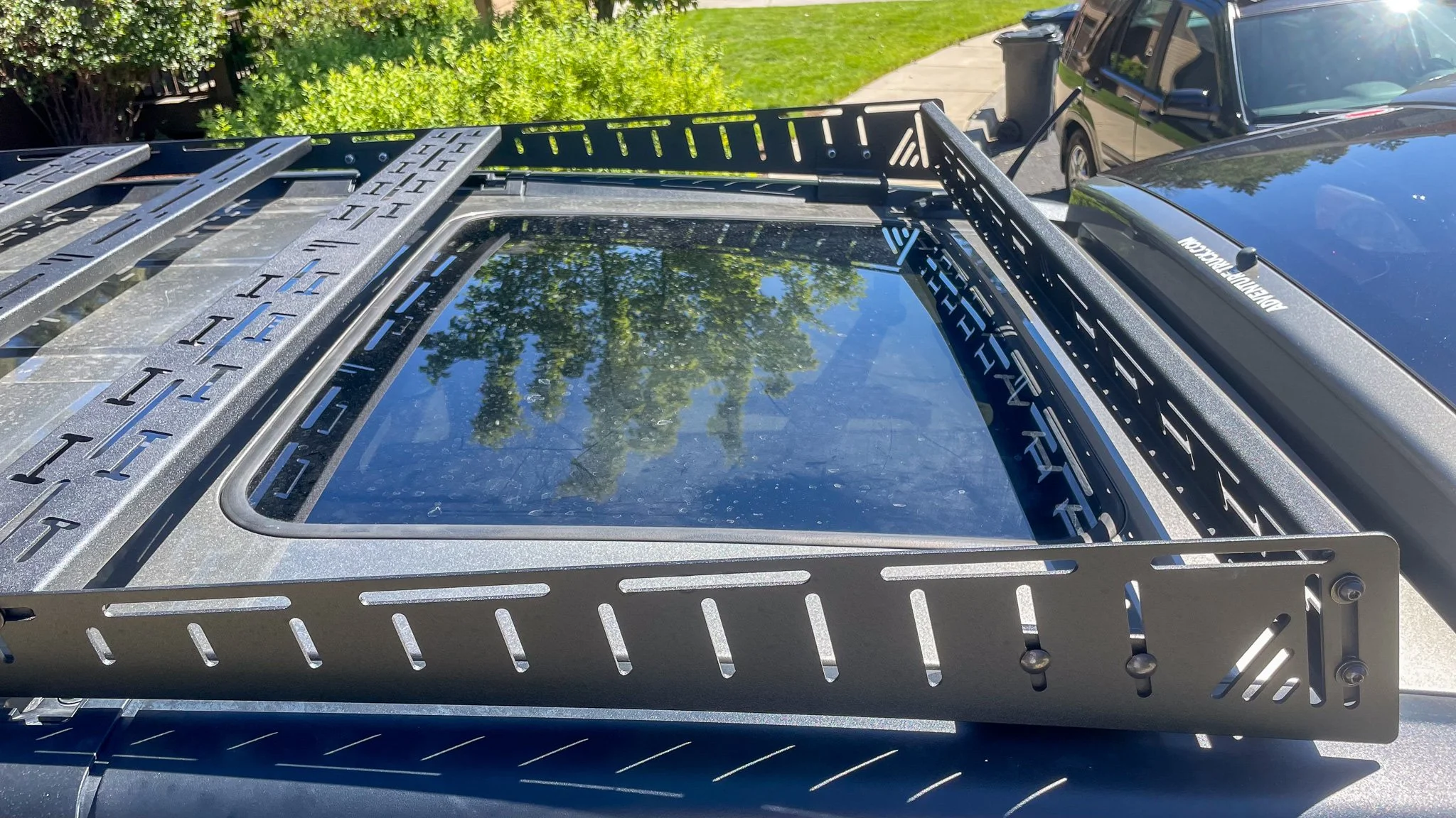 311 Adventure Rack for Honda Element open moon roof pic 2.jpg
